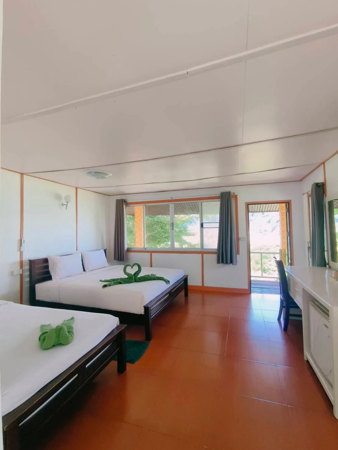 Bed in Phi Phi View Point Resort