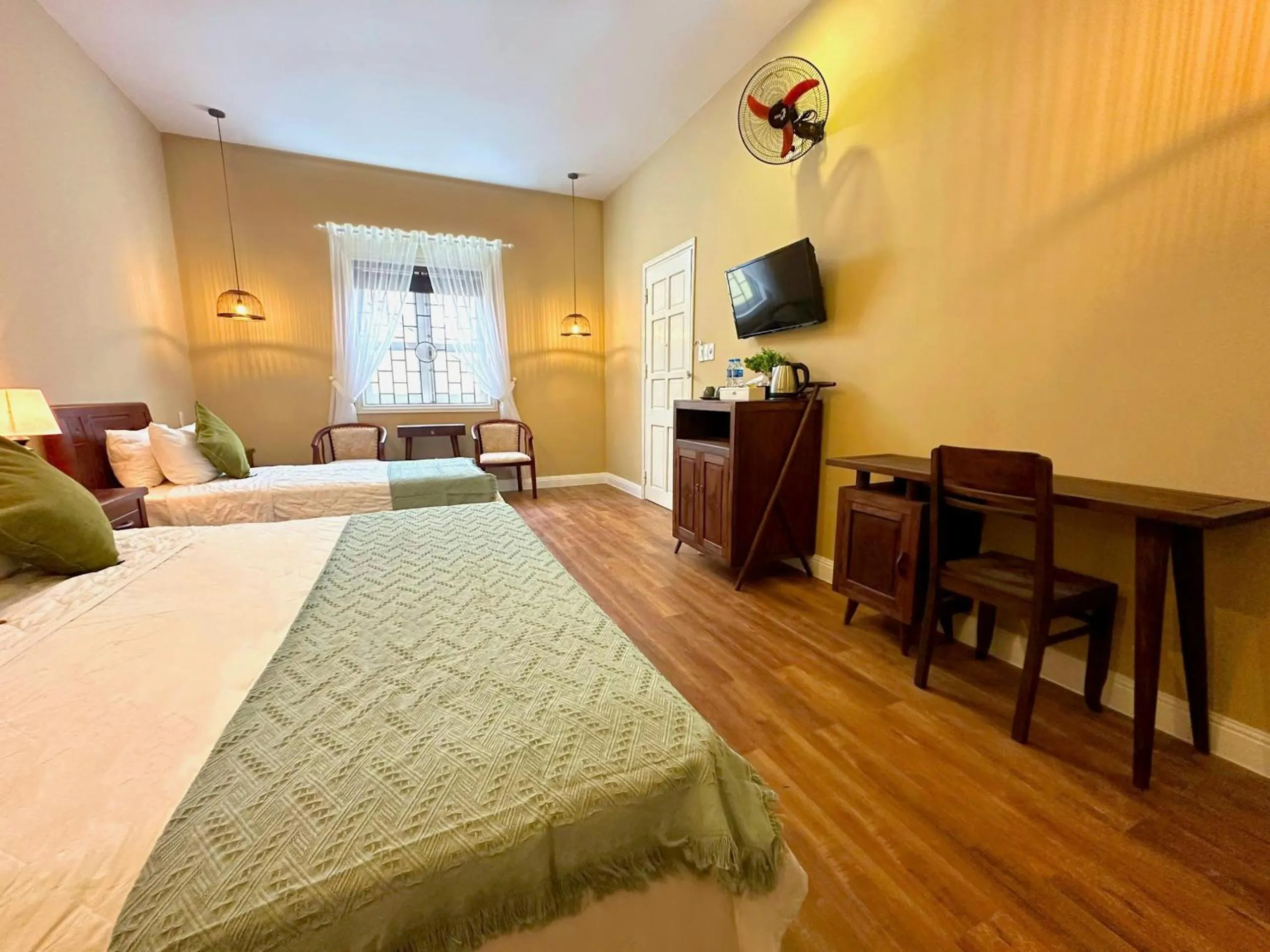 Bed in Fullhouse Hoian