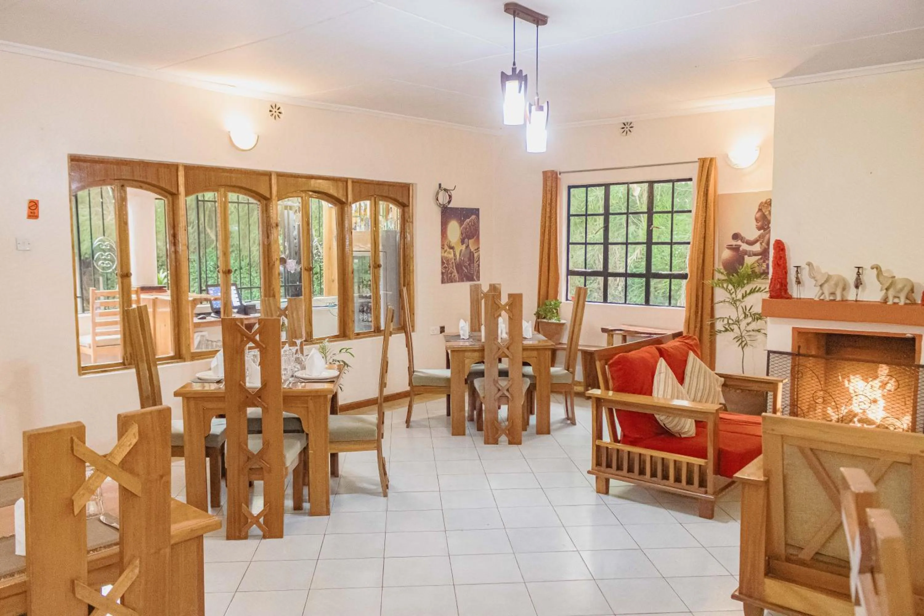 Restaurant/places to eat in The Farmhouse Inn