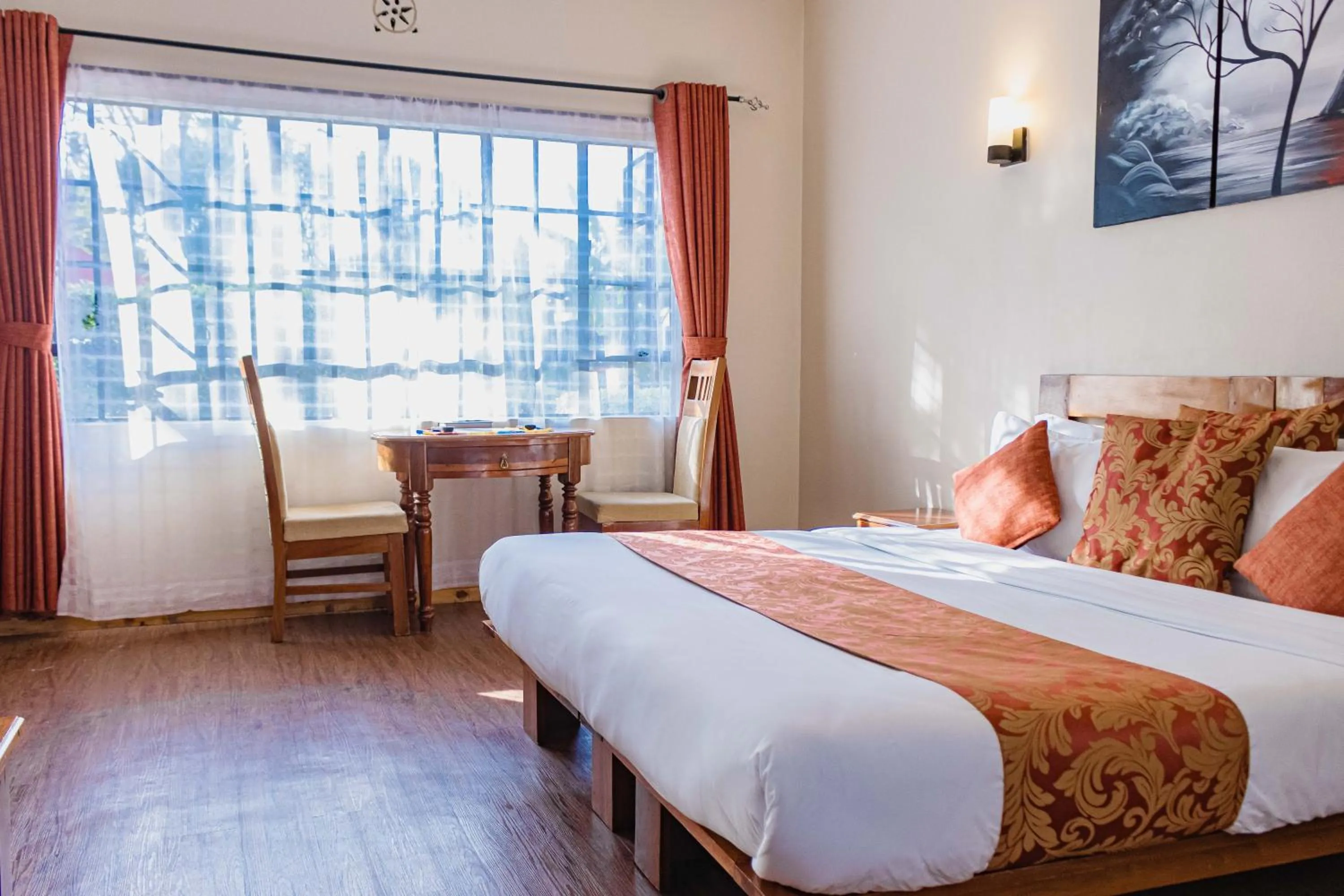 Photo of the whole room, Bed in The Farmhouse Inn