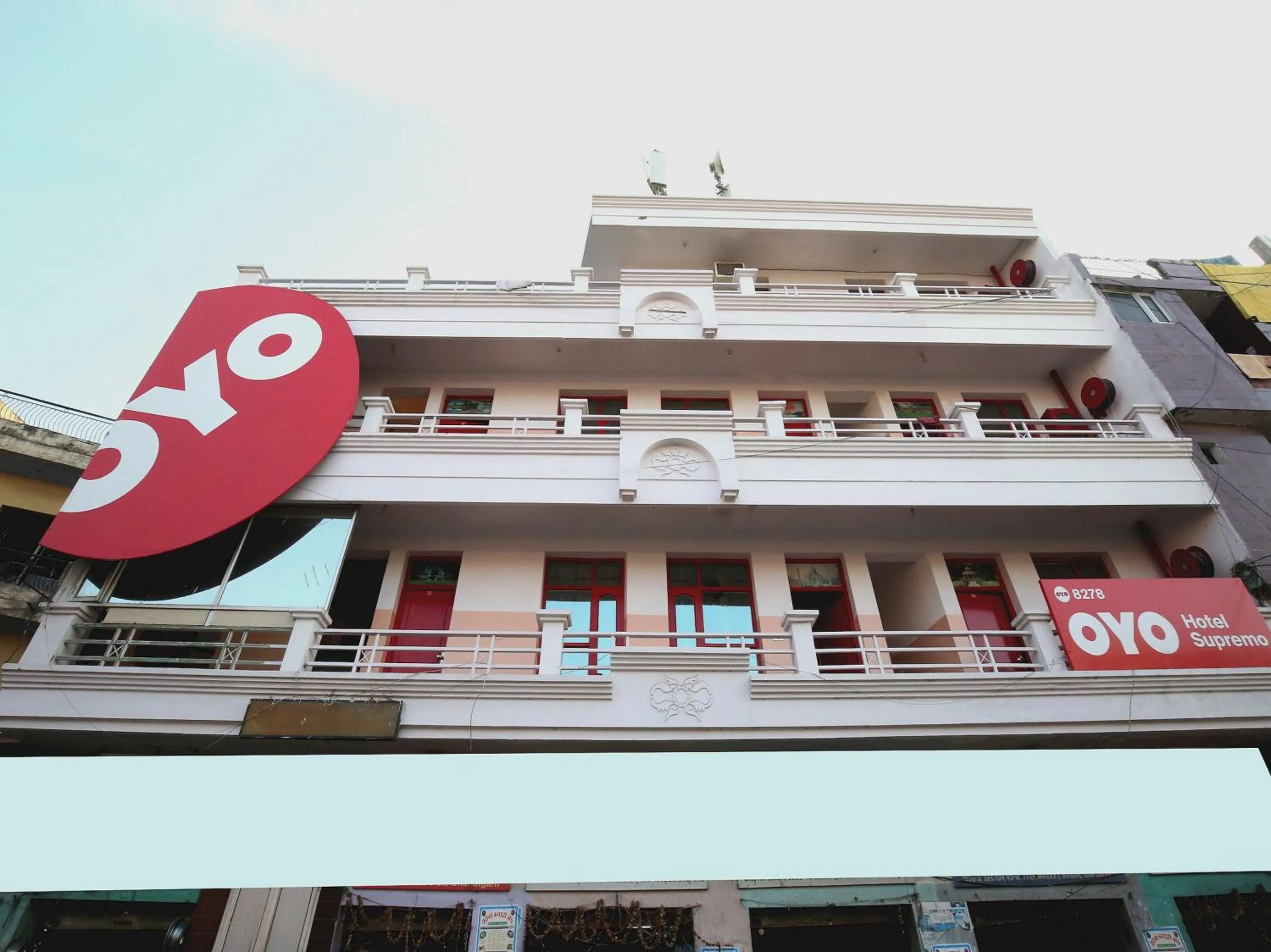 Facade/entrance in Hotel O Supremo