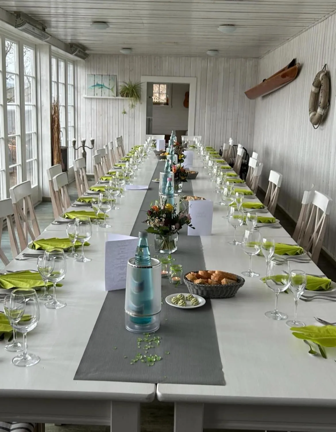 Restaurant/places to eat in Strandhaus Edersee Nr 12 - Kaminzimmer, Seeblick, Badestrand, Seeterrasse