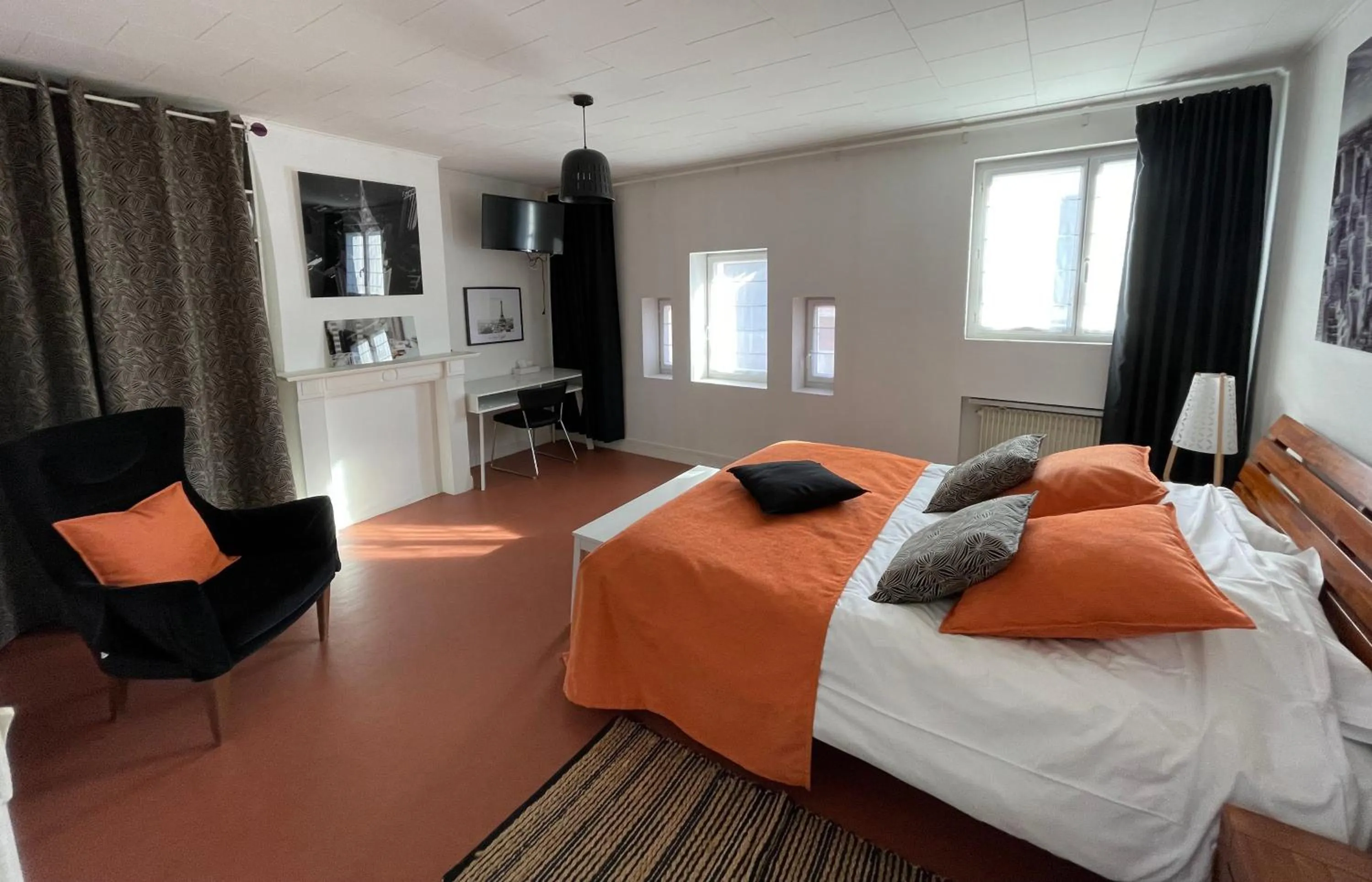 Photo of the whole room, Bed in Appart'hôtel et chambres Lens