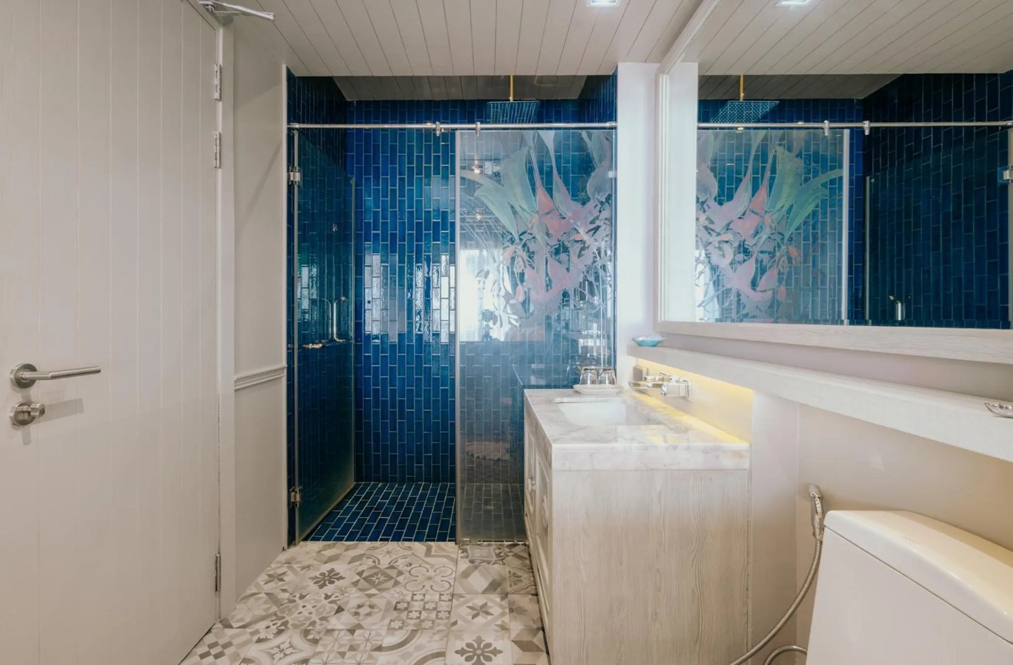 Bathroom in Hotel Tide Phuket Beachfront