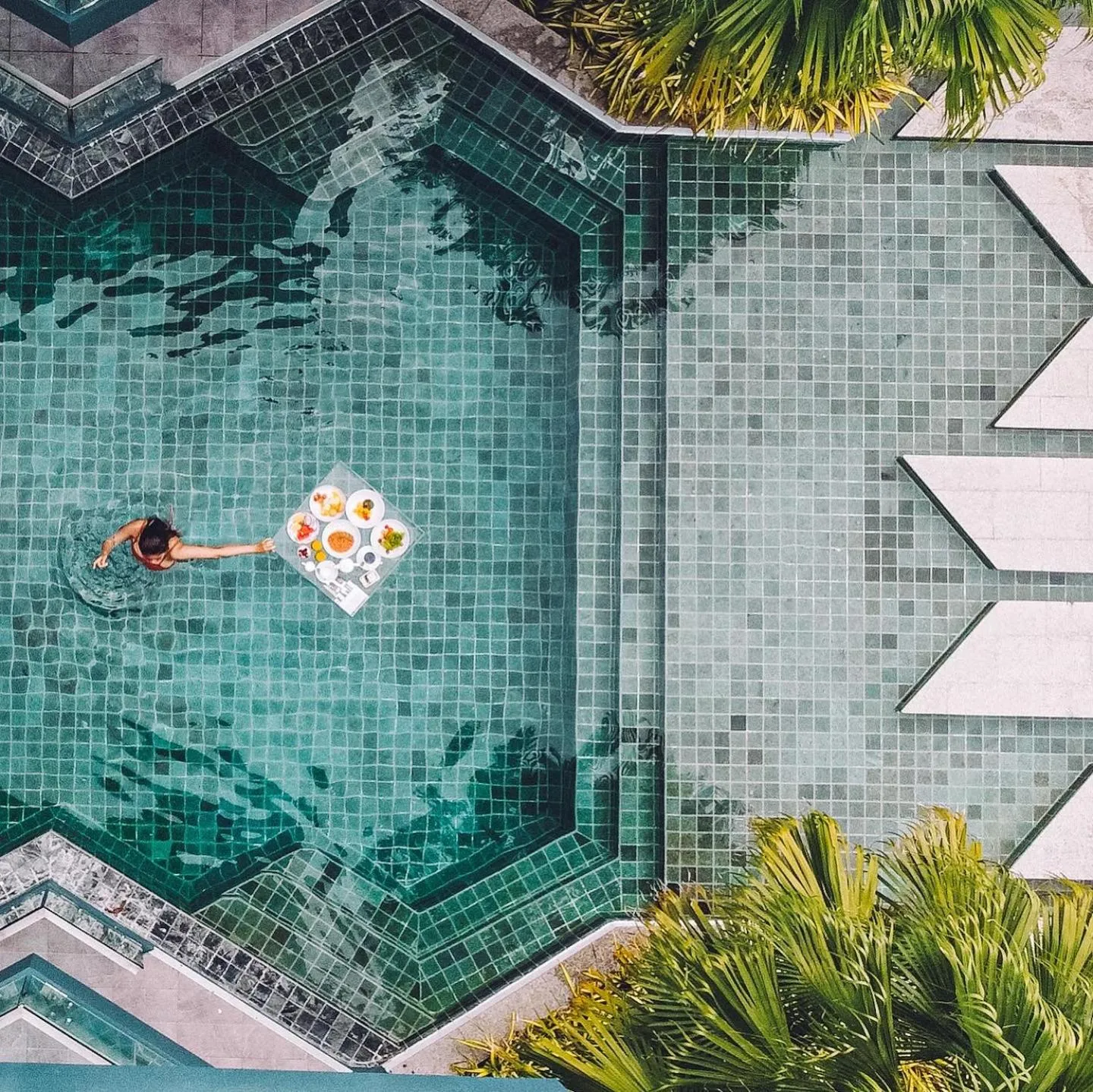 Swimming pool in Hotel Tide Phuket Beachfront