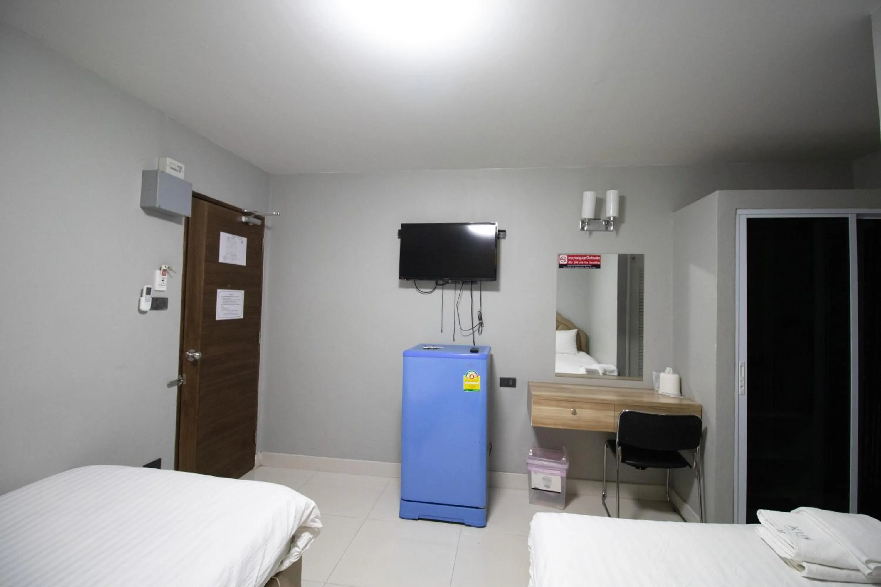 Bedroom, Bed in Kun Hotel