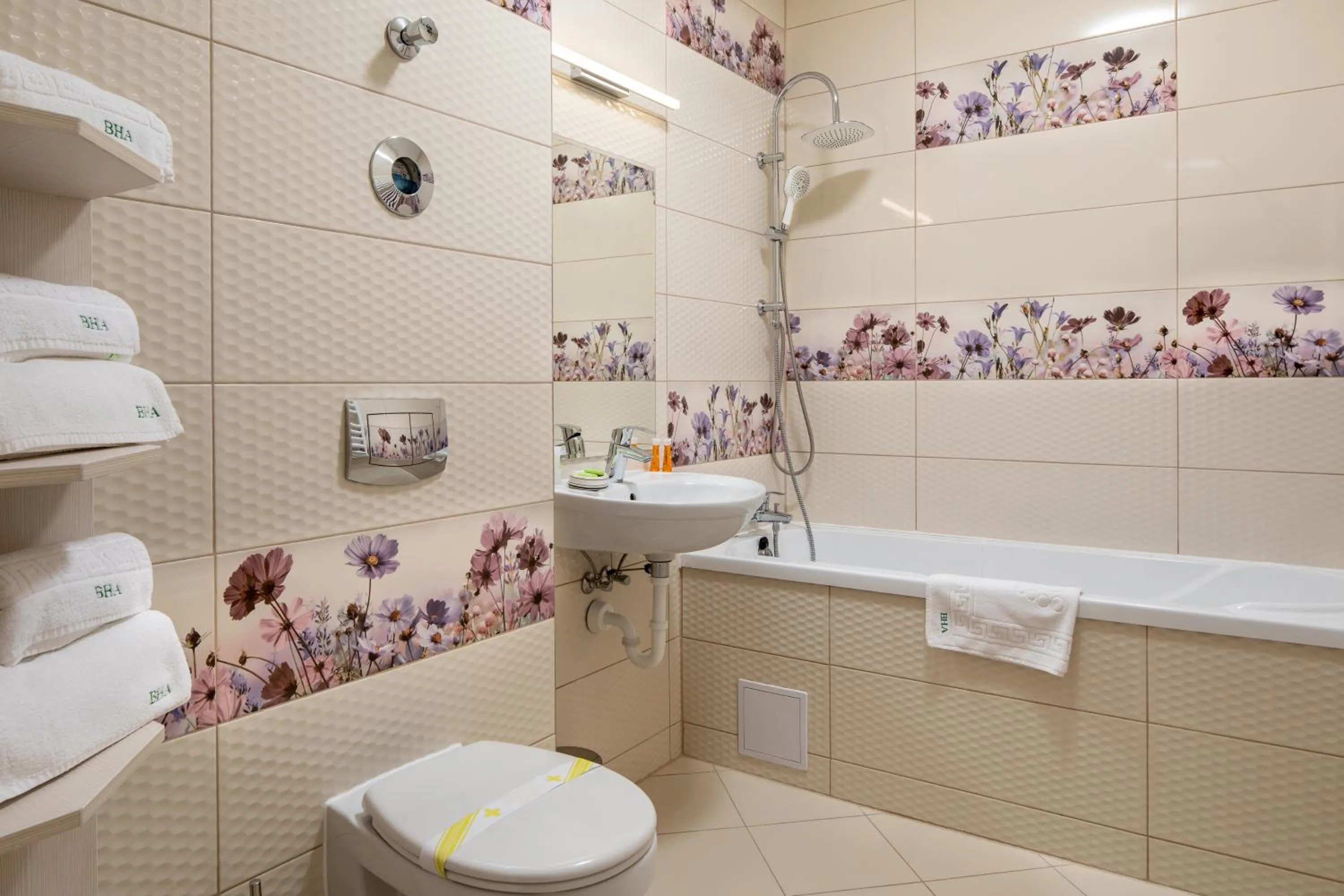 Shower in Brasov Holiday Apartments