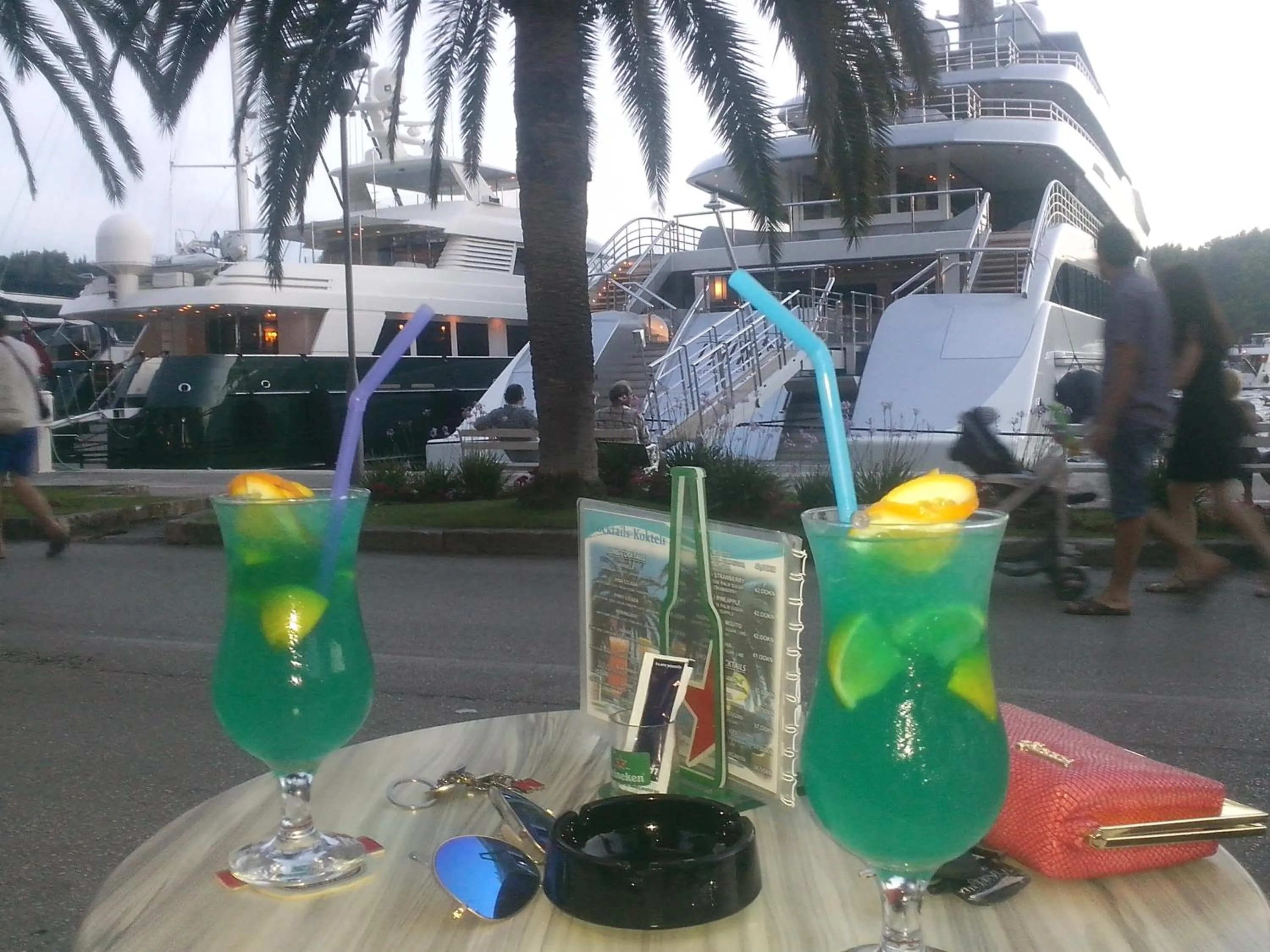 Restaurant/places to eat in Apartments Red Coral Cavtat