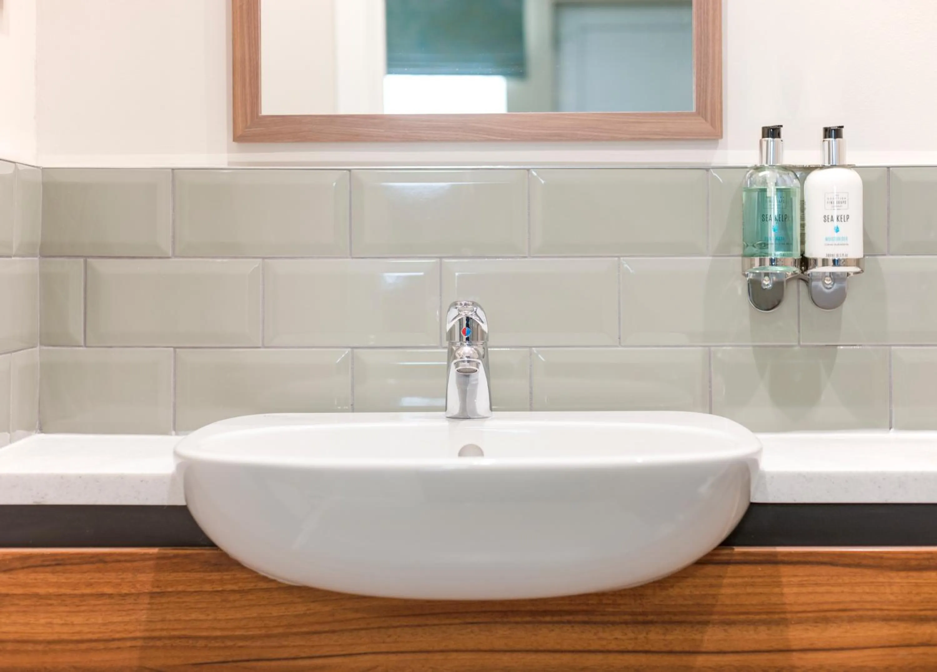 Bathroom in The Lindisfarne Inn - The Inn Collection Group