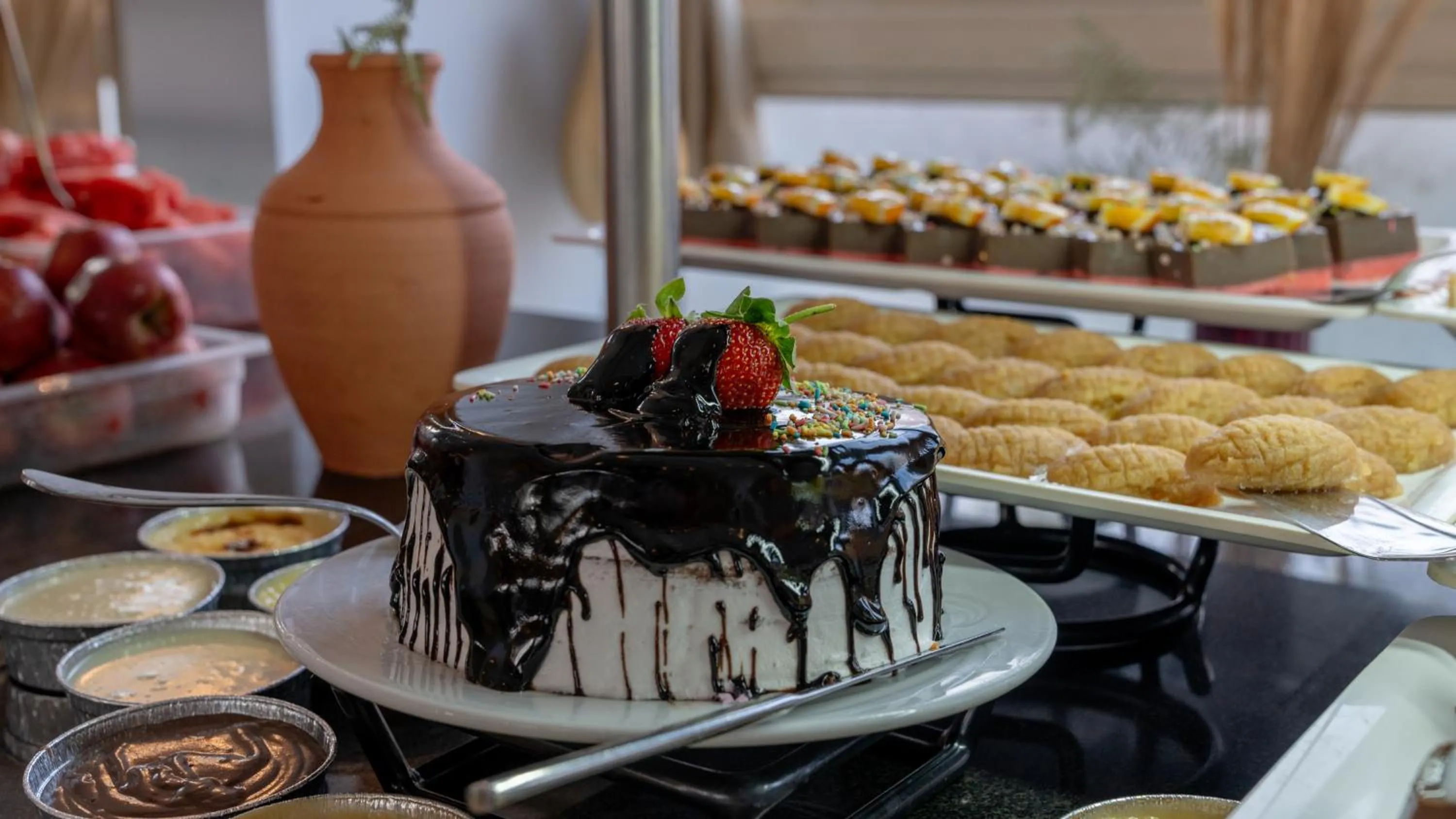 Food in Miarosa Konakli Garden