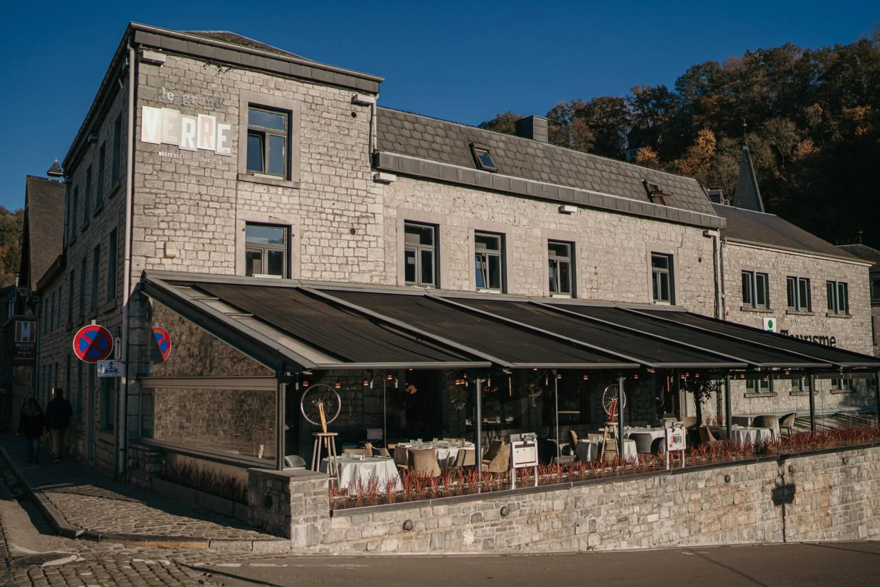 Restaurant/places to eat in Hotel Sanglier