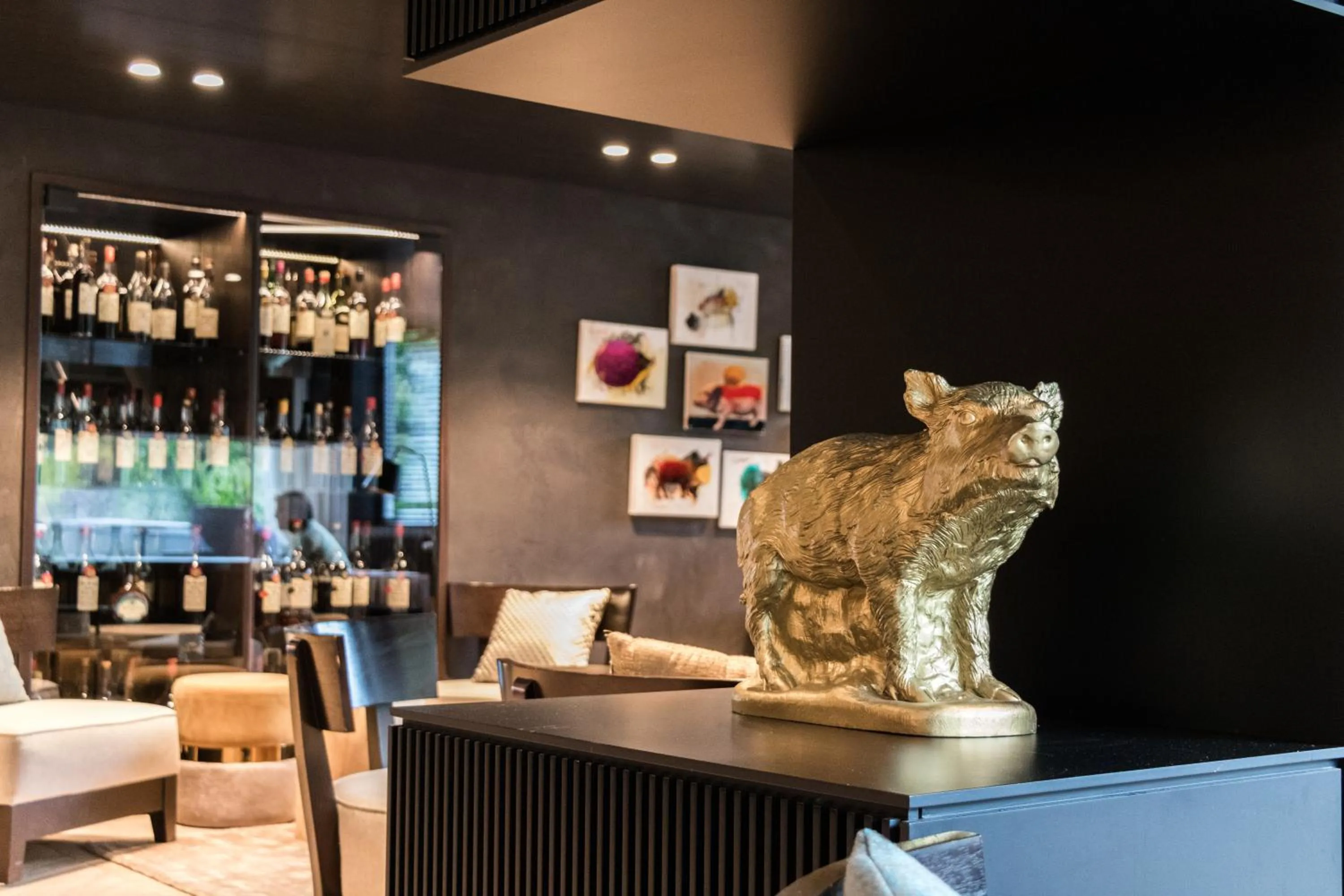 Lounge or bar in Hotel Sanglier