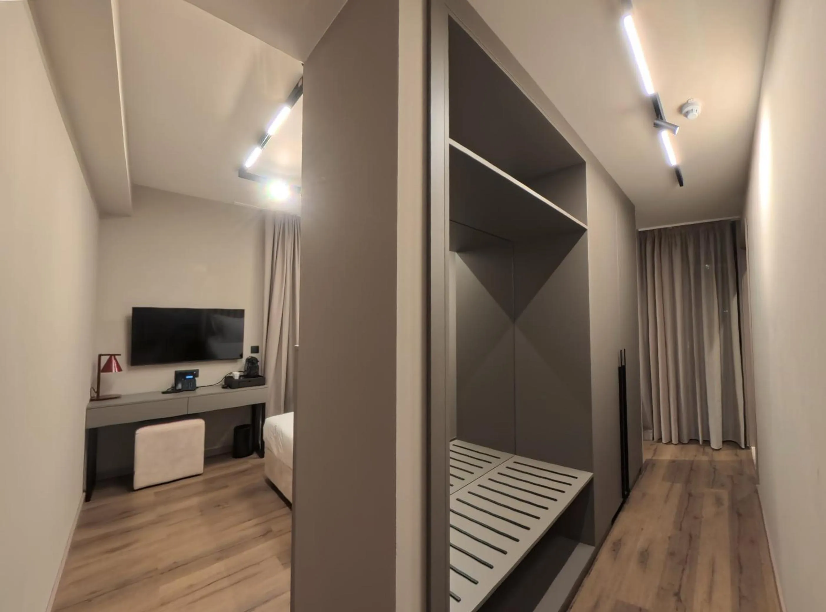 Bedroom in Hotel Aquarius Dubrovnik