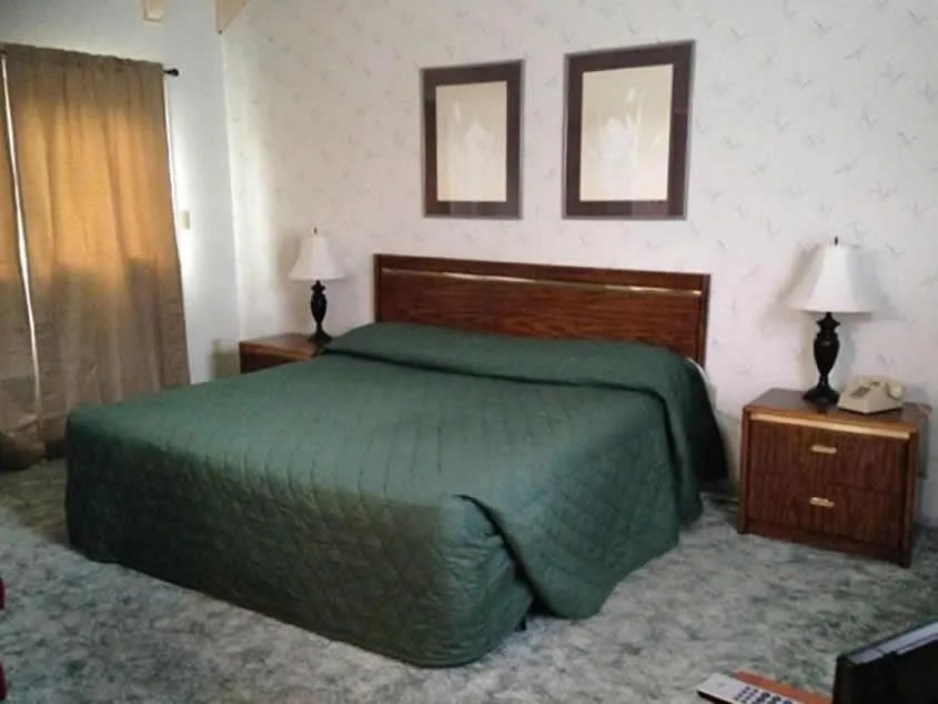 Bed in Eagle Village Resort