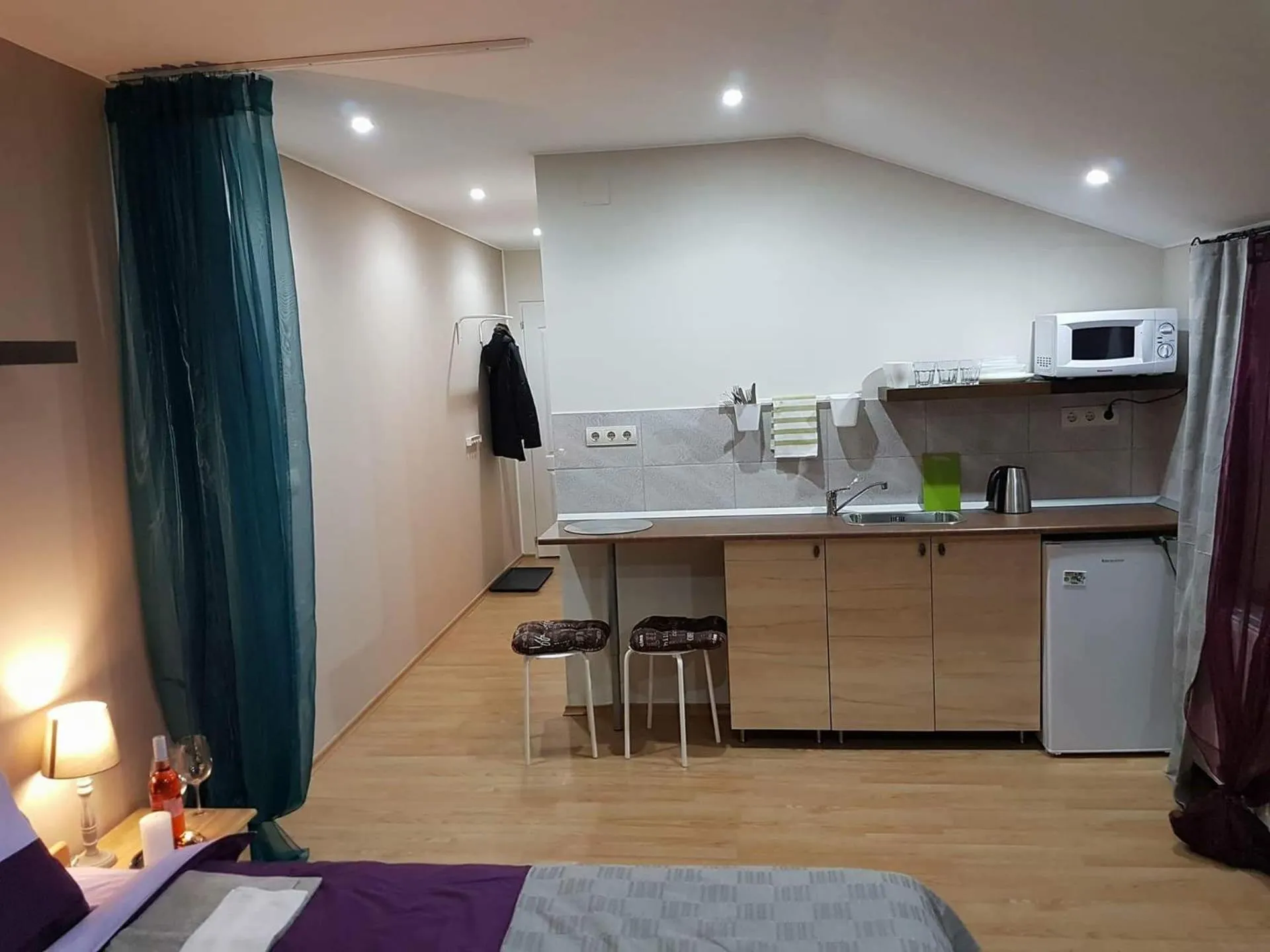 Kitchen or kitchenette in Hédi Vendégház Eger