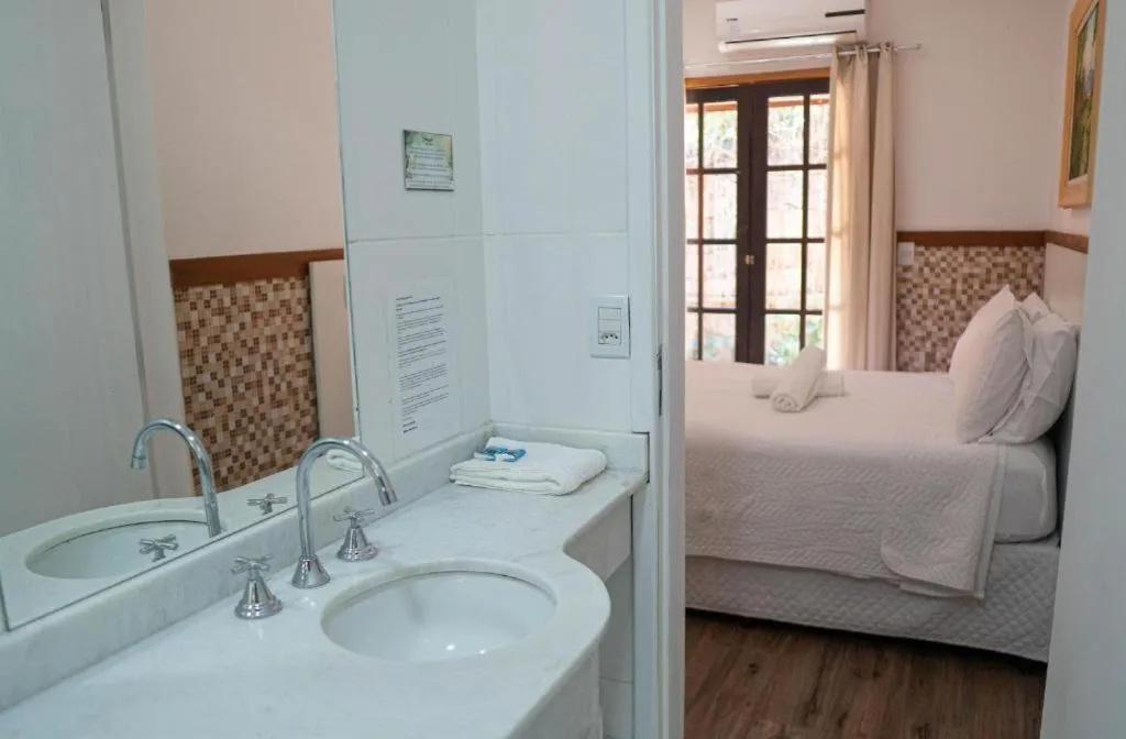 Bed in Yannai Chalé Praia