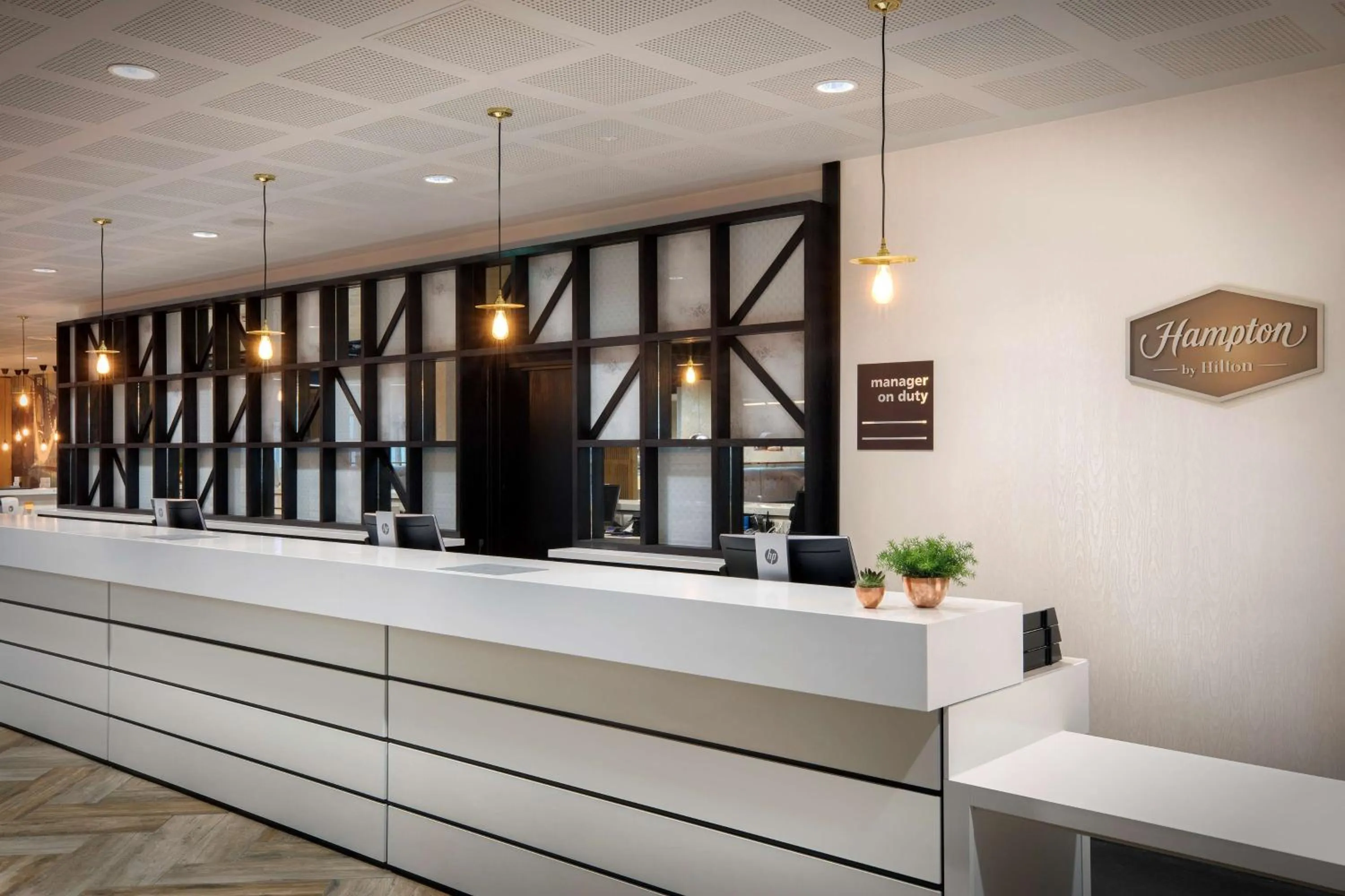 Lobby or reception in Hampton By Hilton Bristol Airport