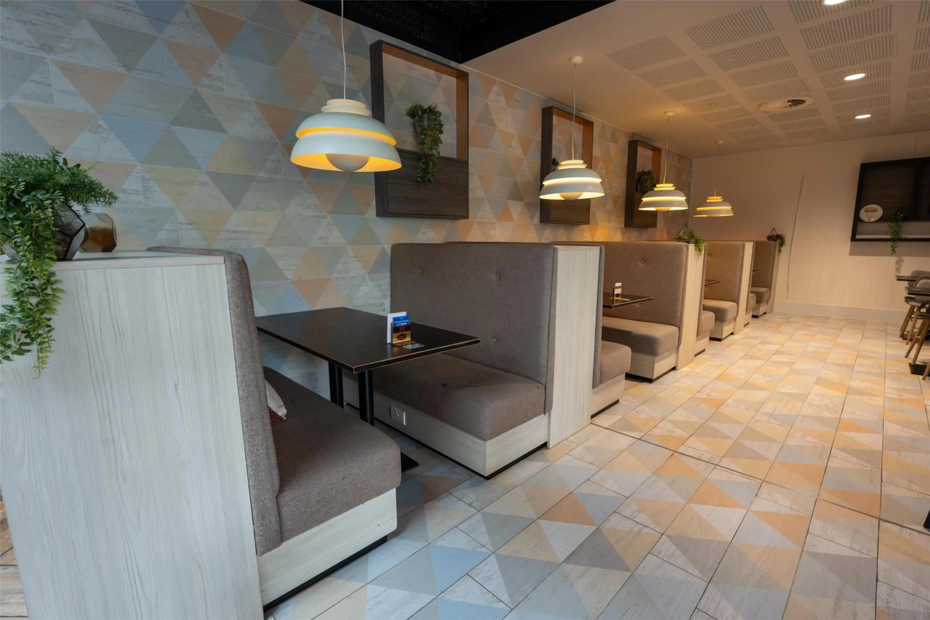 Seating area in Hampton By Hilton Bristol Airport