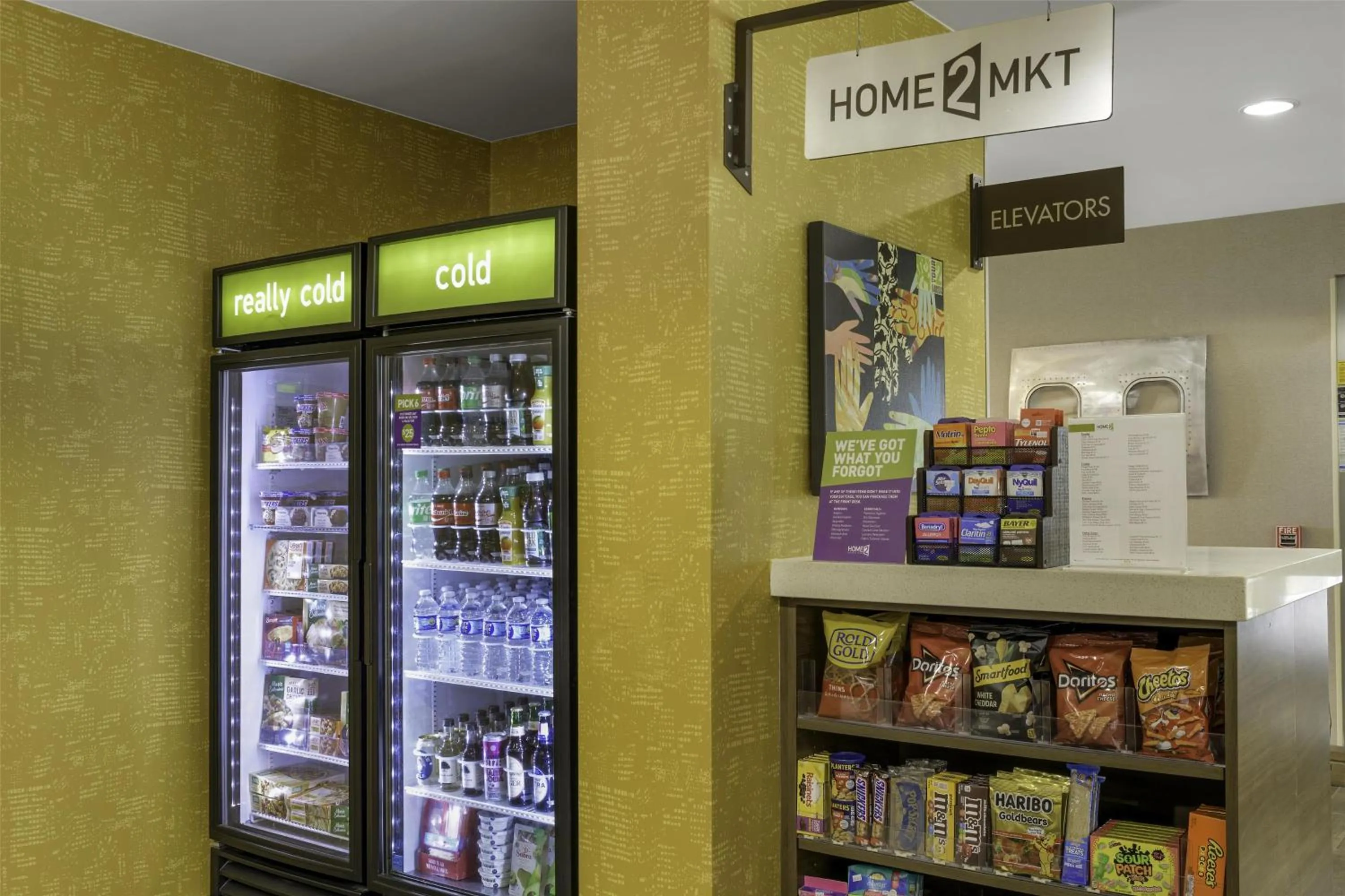 Restaurant/places to eat in Home2 Suites By Hilton St. Simons Island