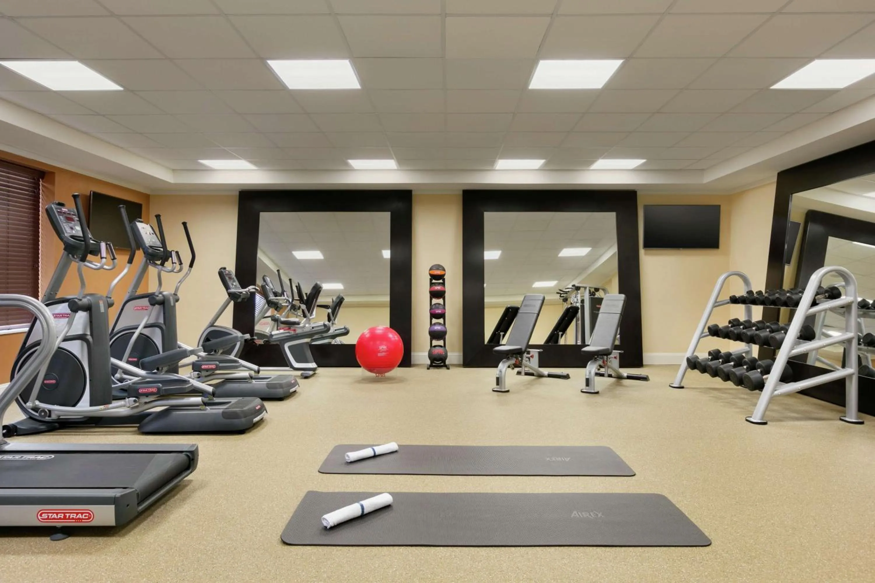 Fitness centre/facilities in Hilton Garden Inn Statesville