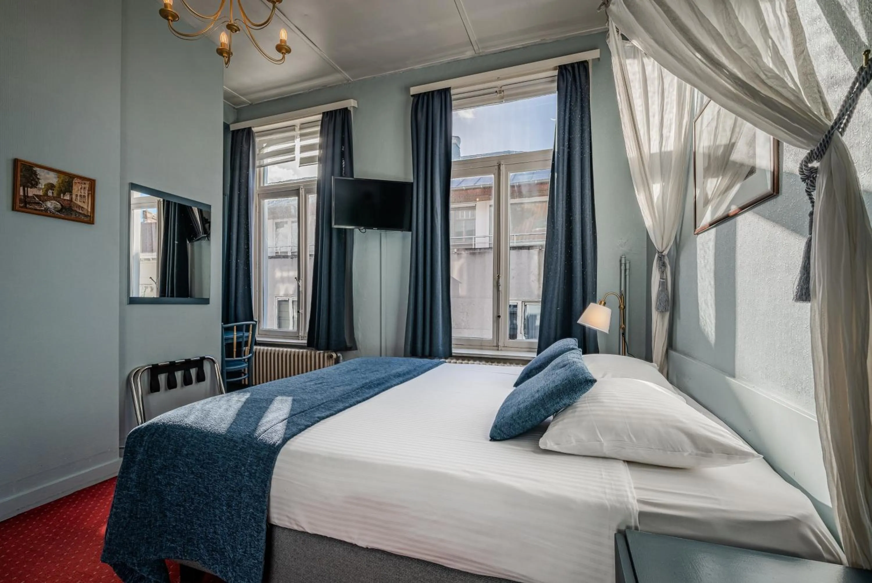 Bedroom, Bed in Hotel Van Eyck