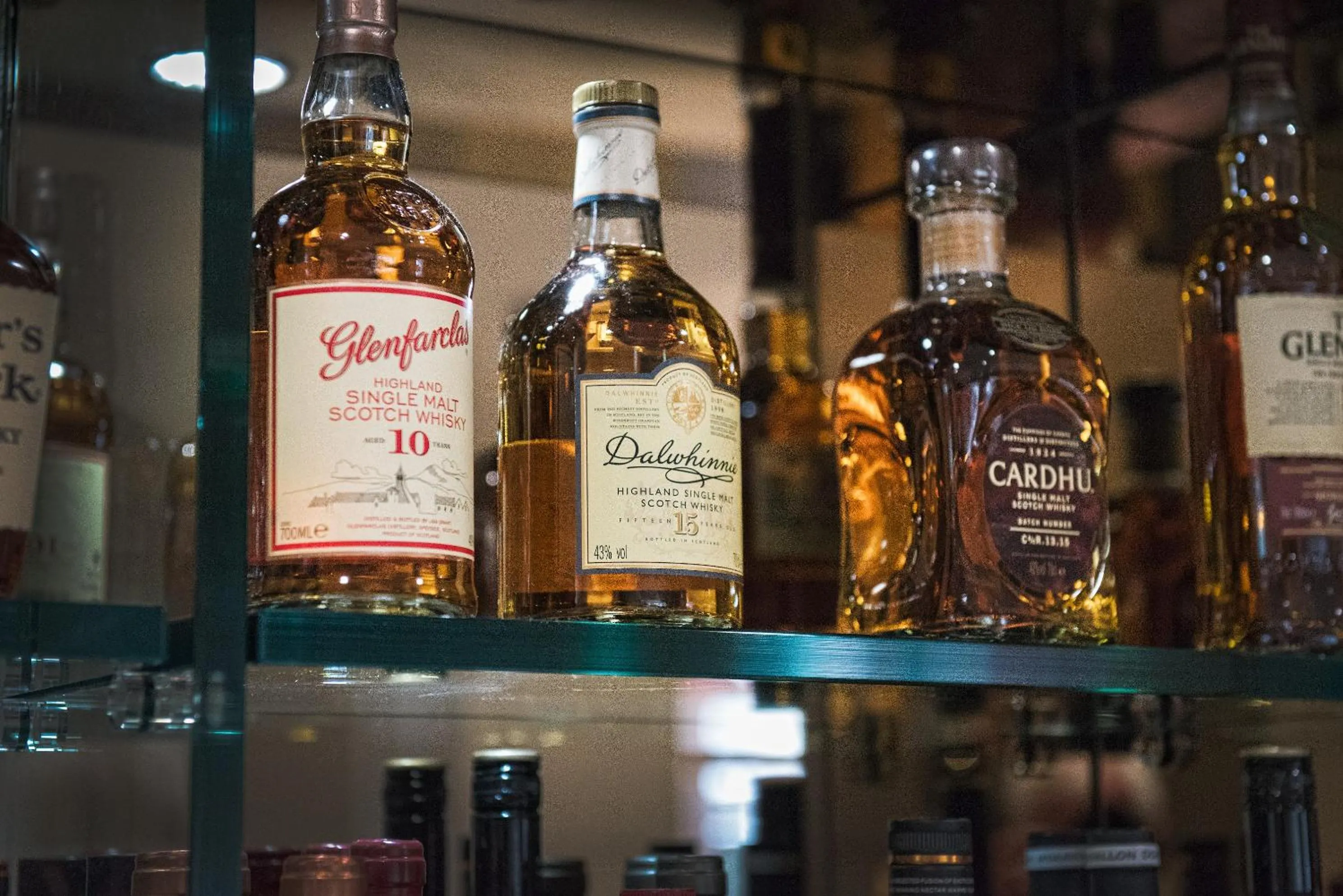 Lounge or bar in Douneside House