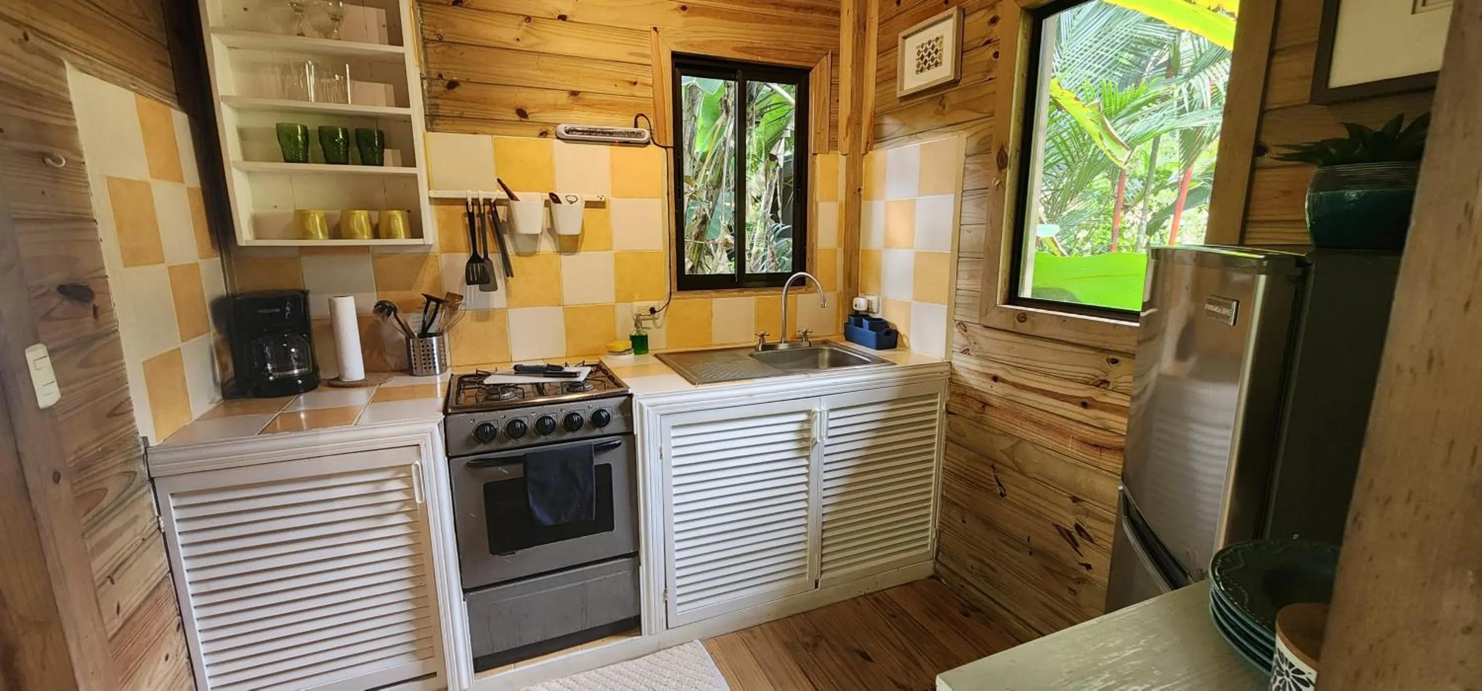 Kitchen or kitchenette in Boutique Hotel y Spa Tangara Azul