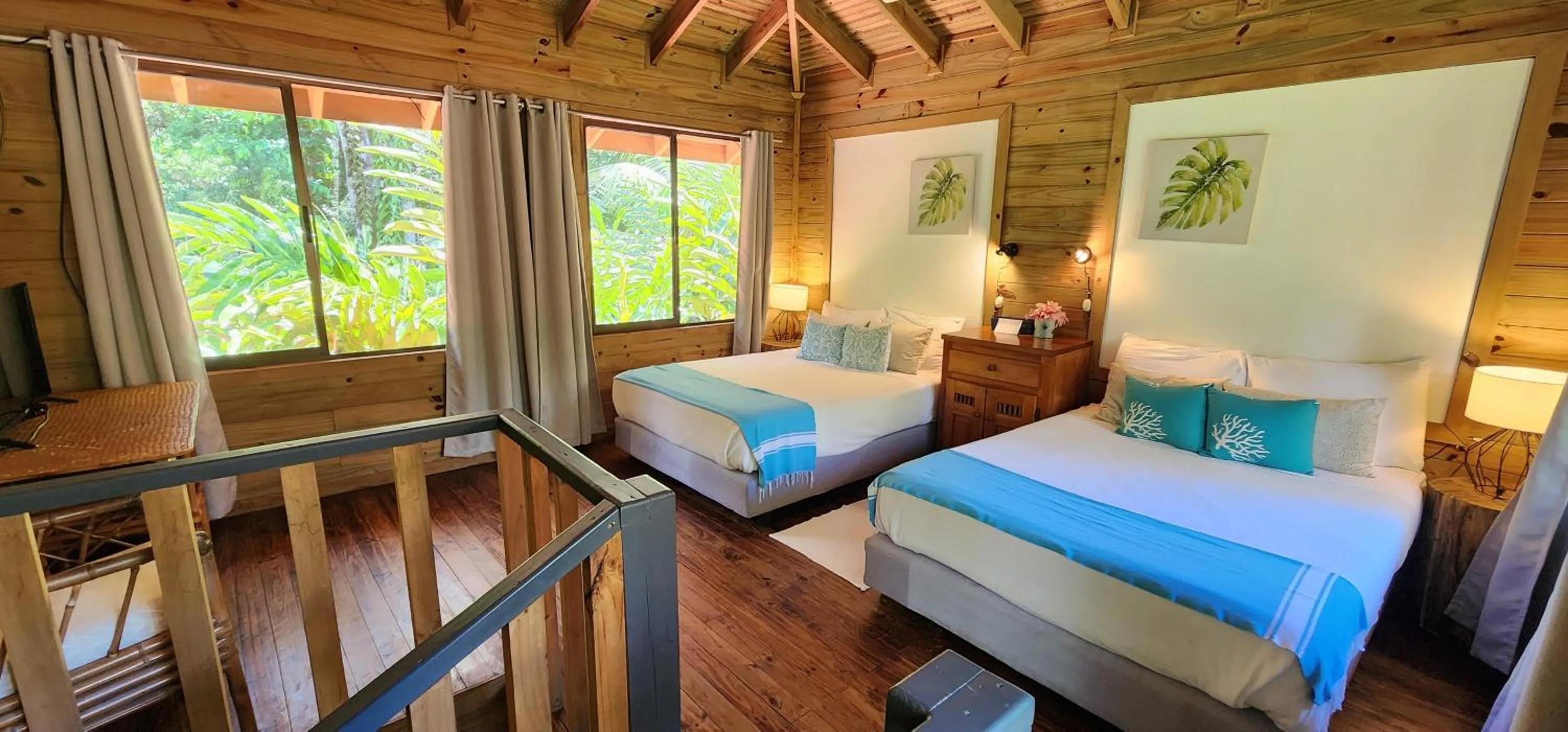 Photo of the whole room, Bed in Boutique Hotel y Spa Tangara Azul