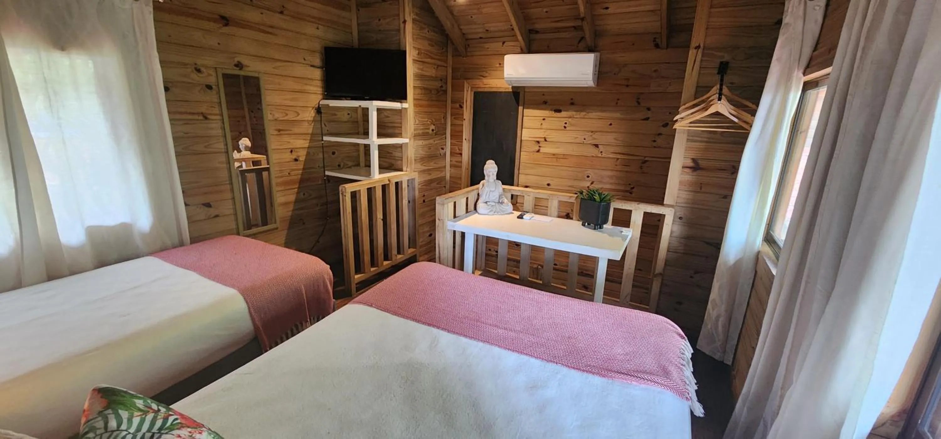 TV and multimedia, Bed in Boutique Hotel y Spa Tangara Azul