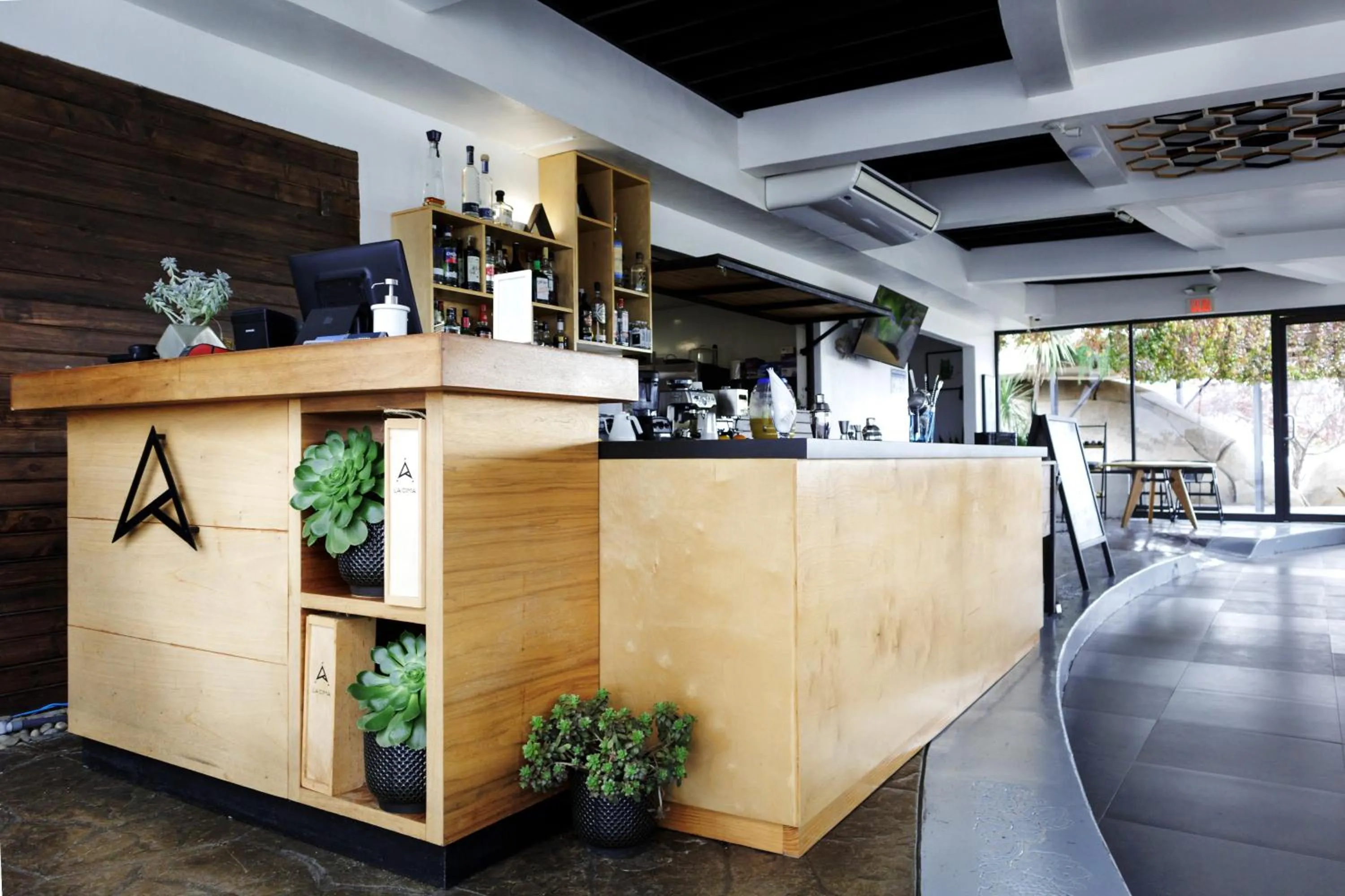 Restaurant/places to eat in La Cima del Valle