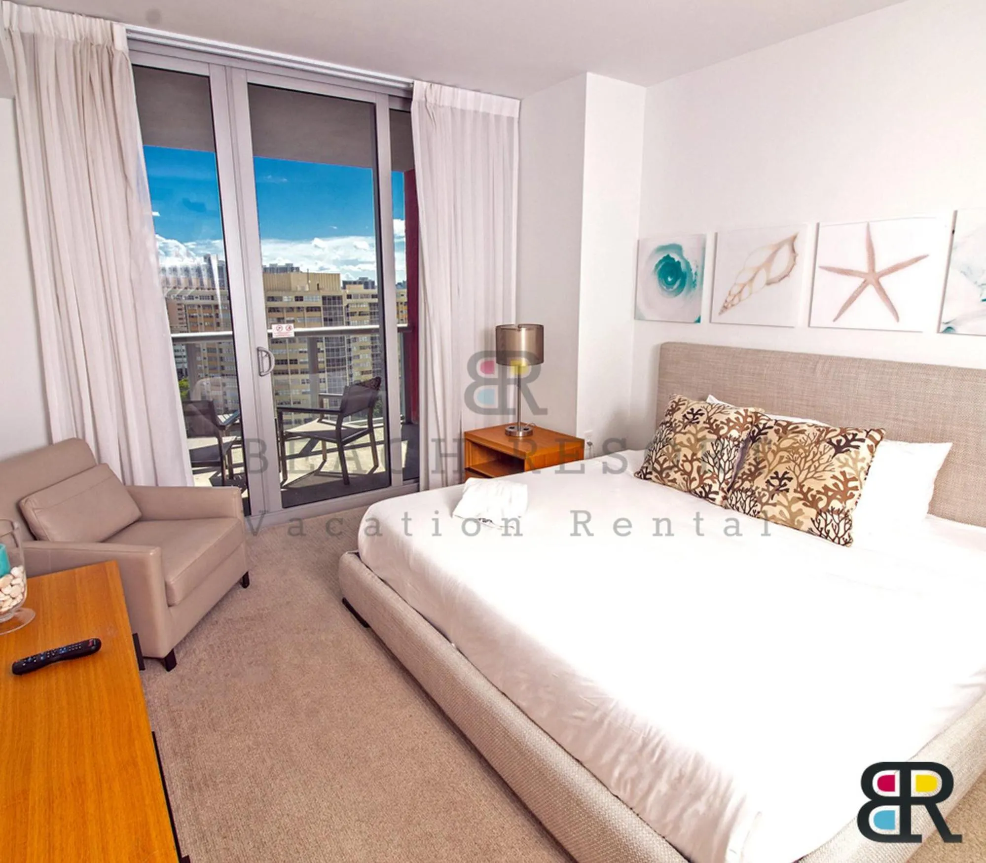 Bed in Bwalk Resort Rentals