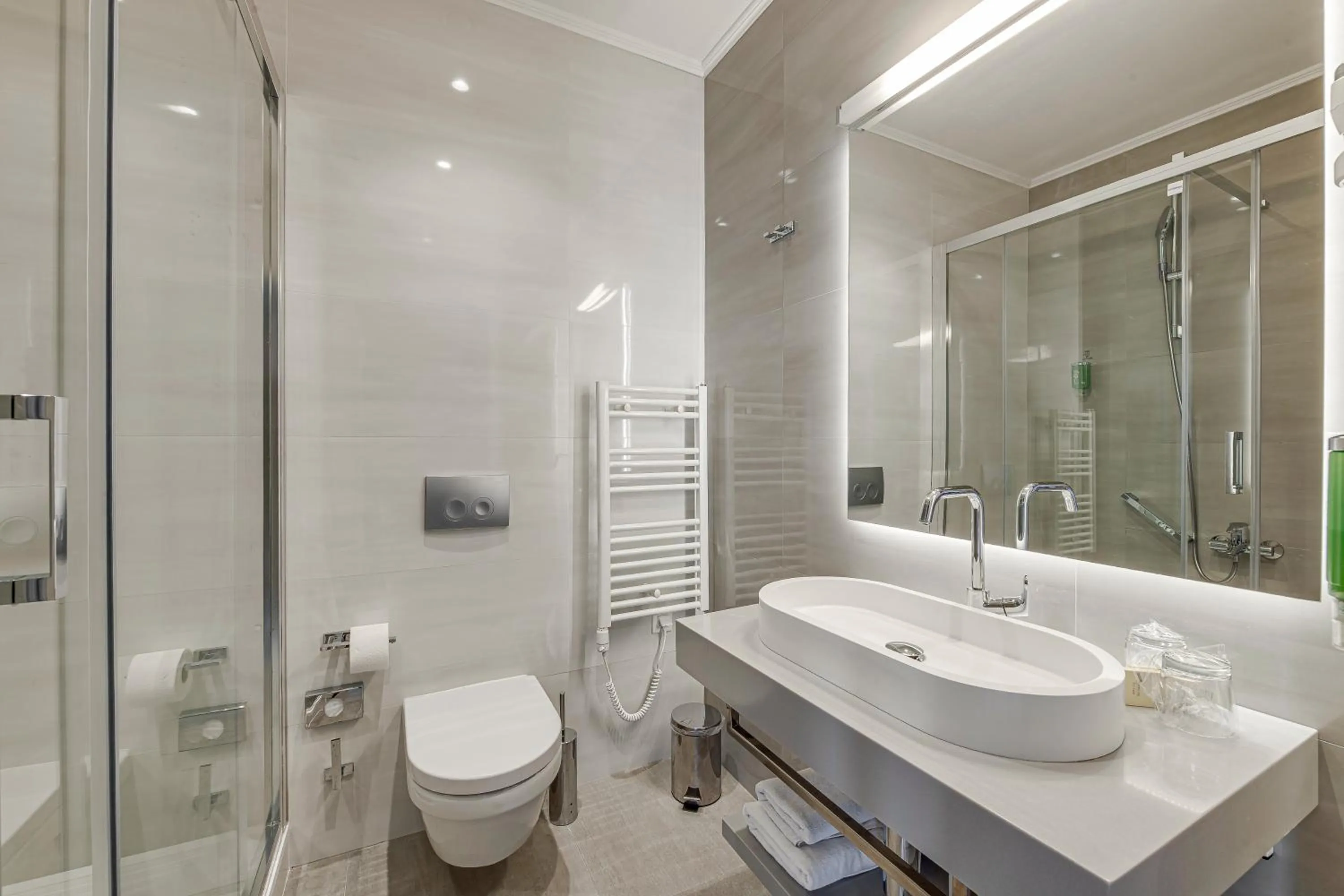 Bathroom in Hotel Lero