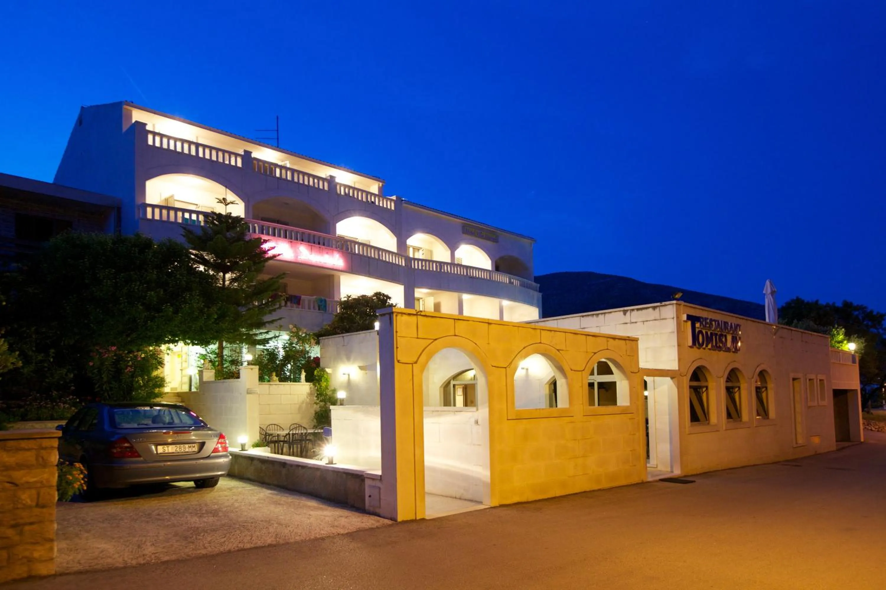 Facade/entrance in Villa Daniela