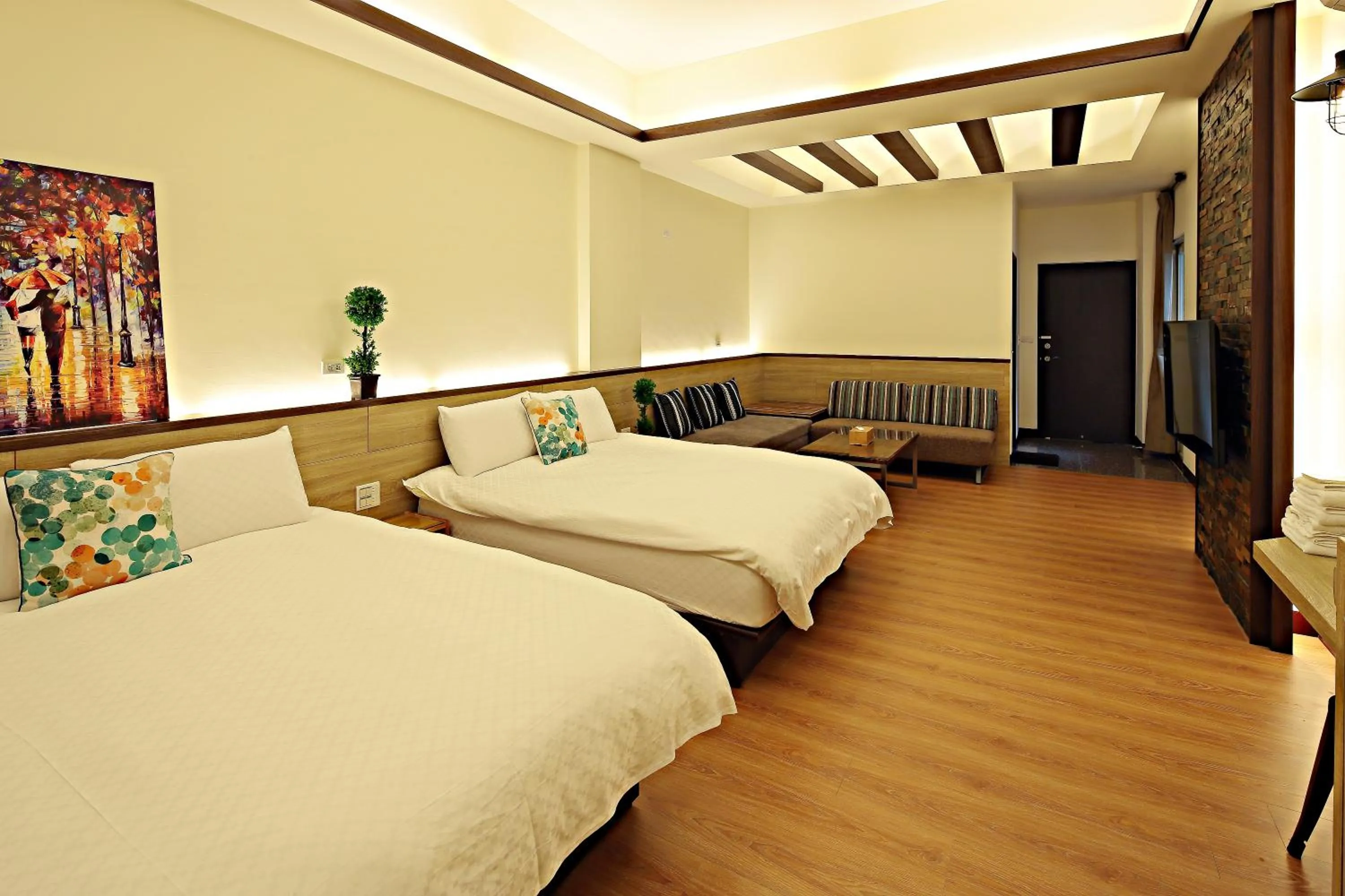 bunk bed, Bed in Happiness Yes Inn