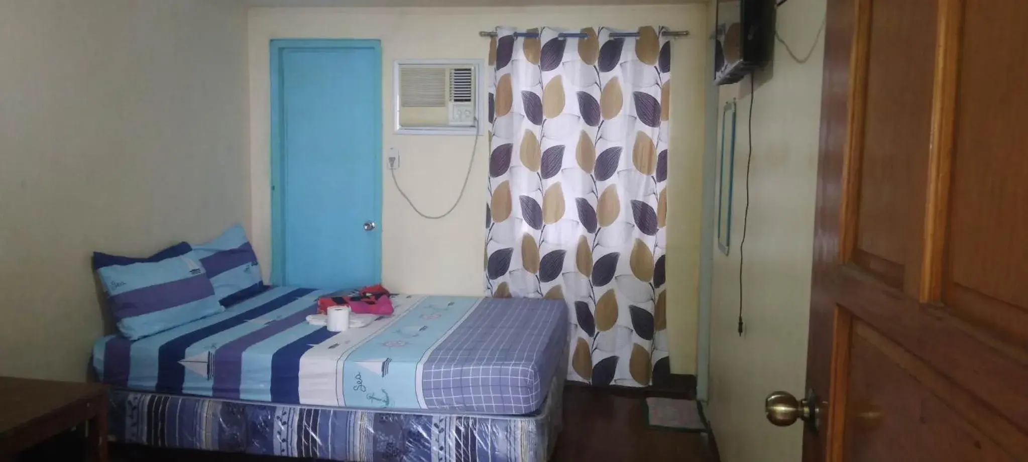 Budget Double or Twin Room in Just Inn Budget Double or Twin Room in Just Inn