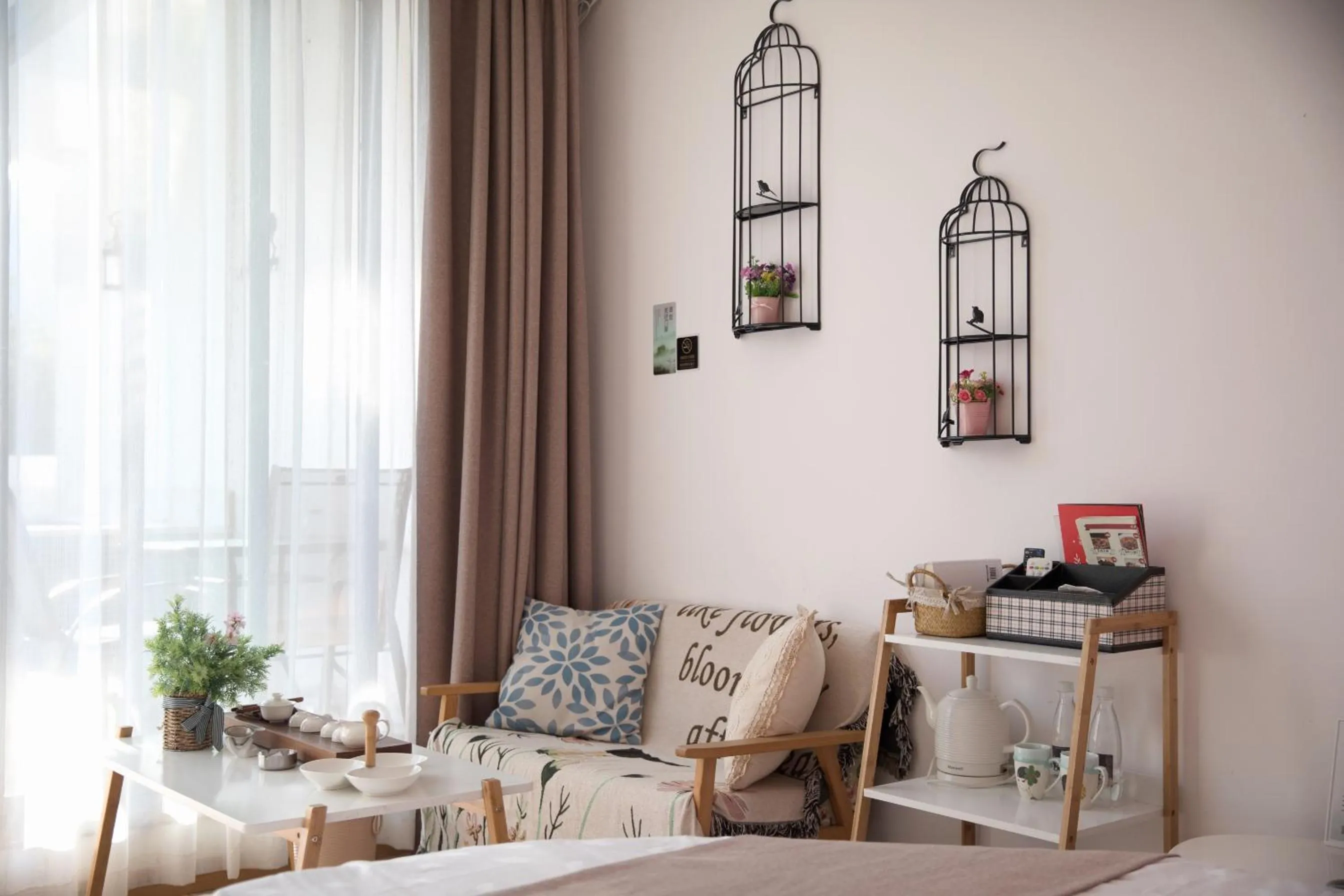 Seating area, Bed in Ancient Street No.5 Youth Chic Hotel