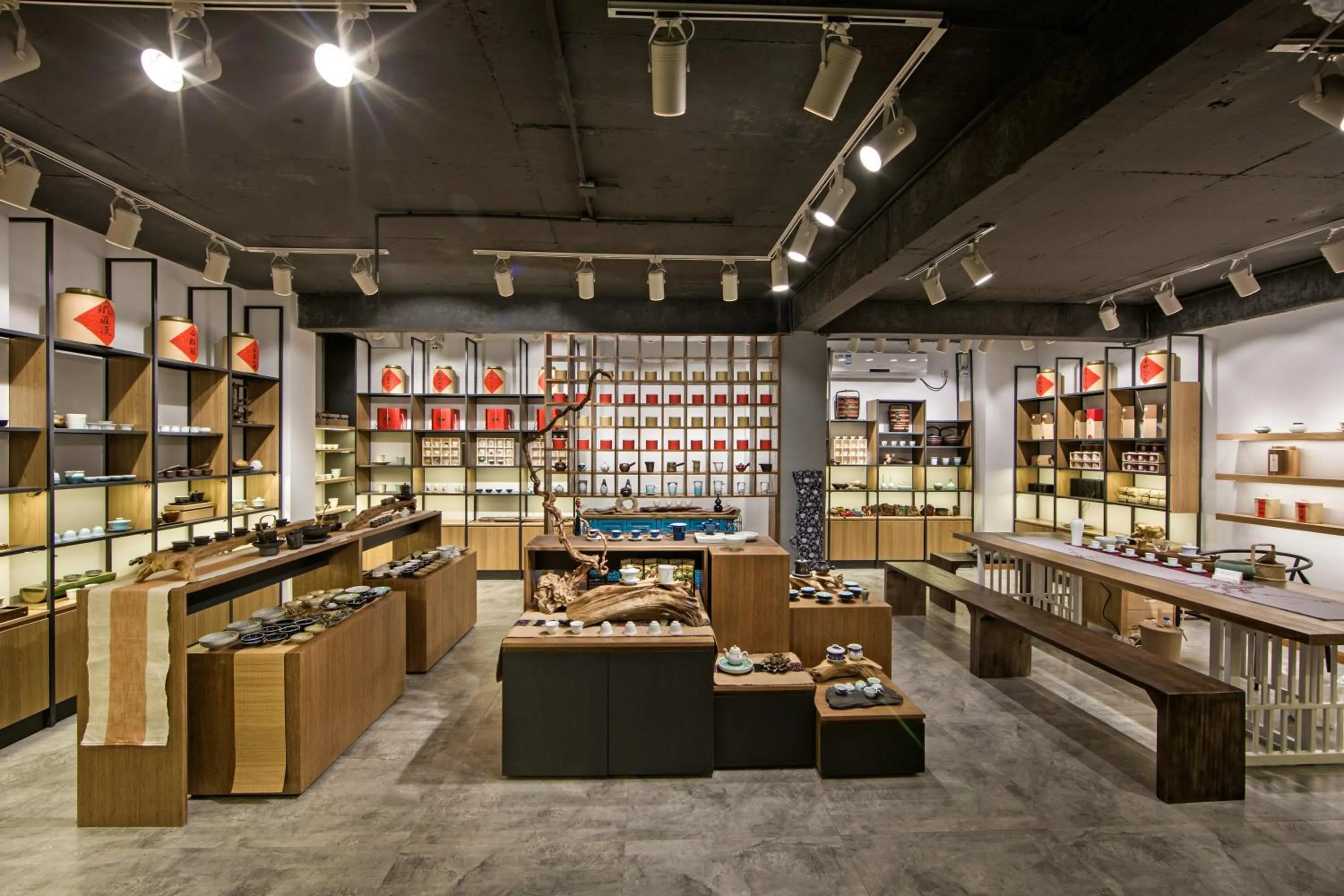 Shopping Area in Ancient Street No.5 Youth Chic Hotel