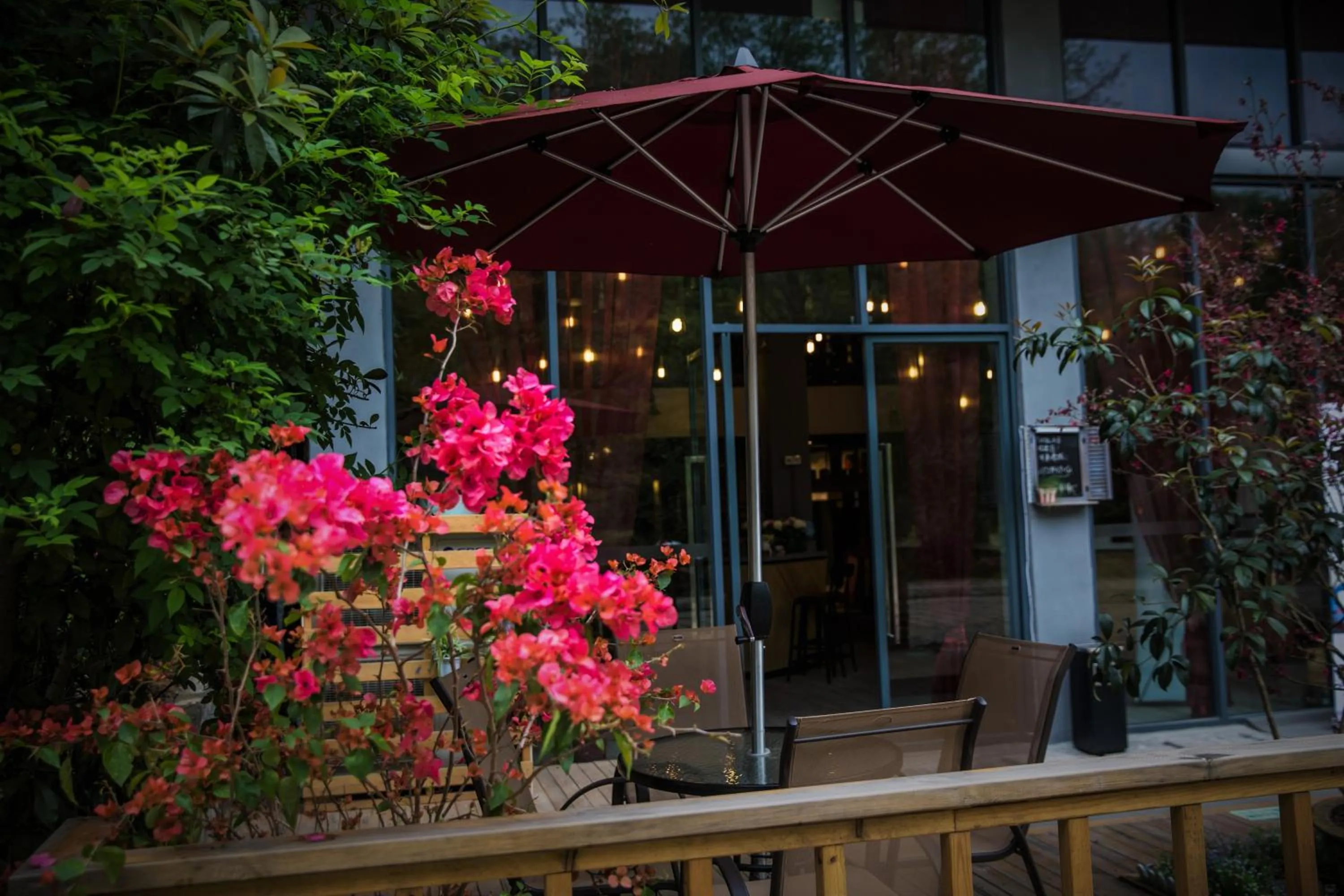 Facade/entrance in Ancient Street No.5 Youth Chic Hotel