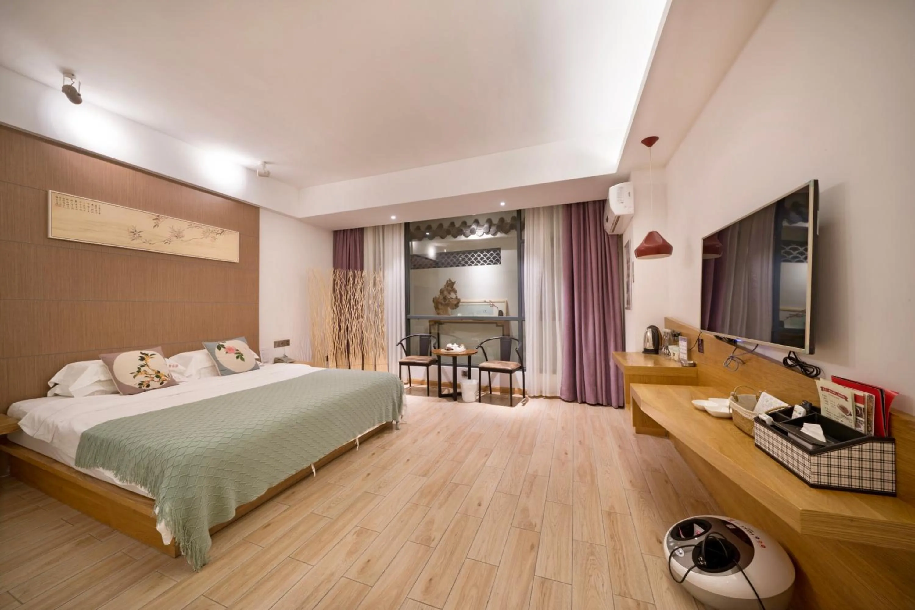 Bed in Ancient Street No.5 Youth Chic Hotel