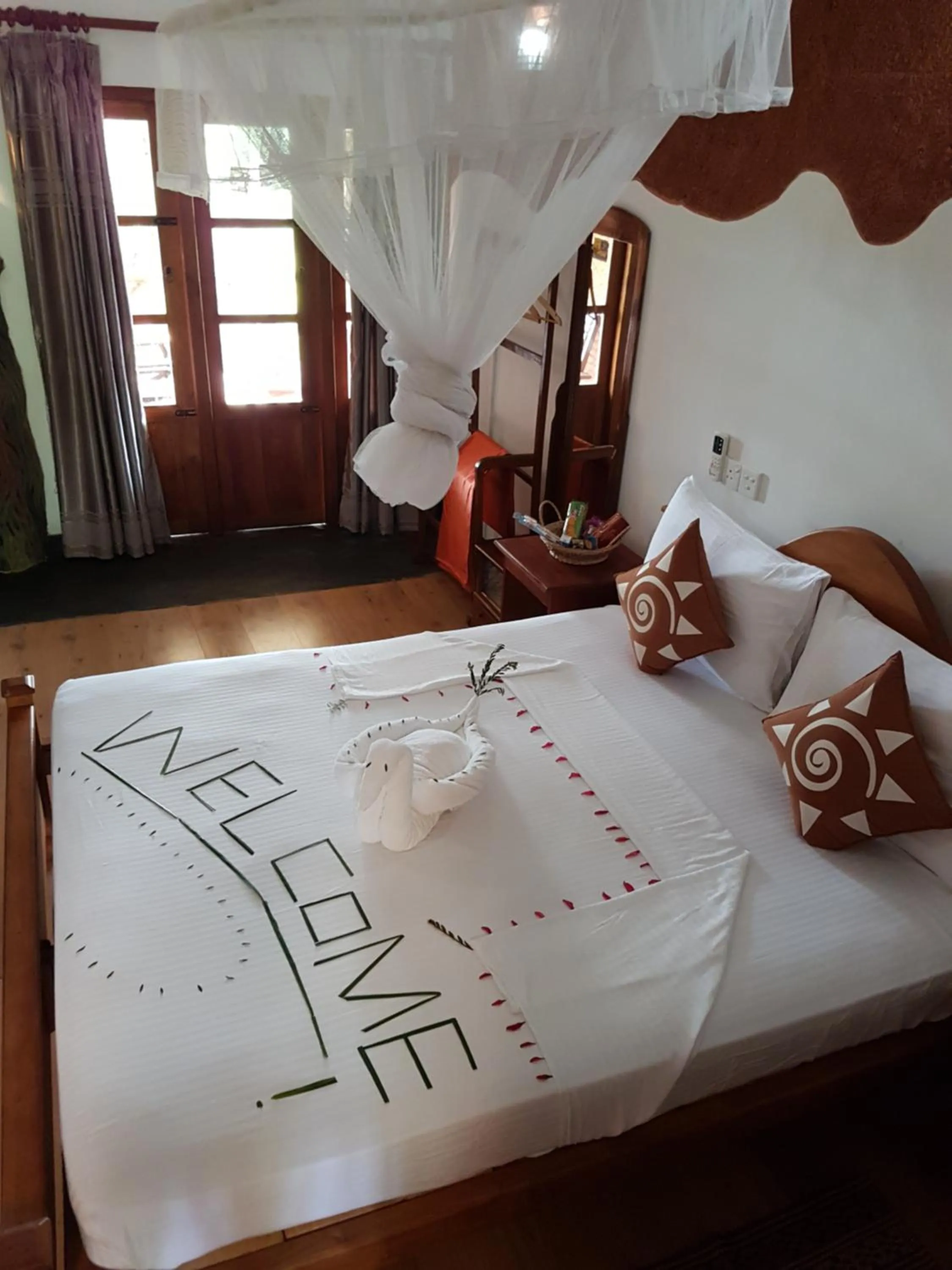 Photo of the whole room, Bed in Sigiri Heritage Villa