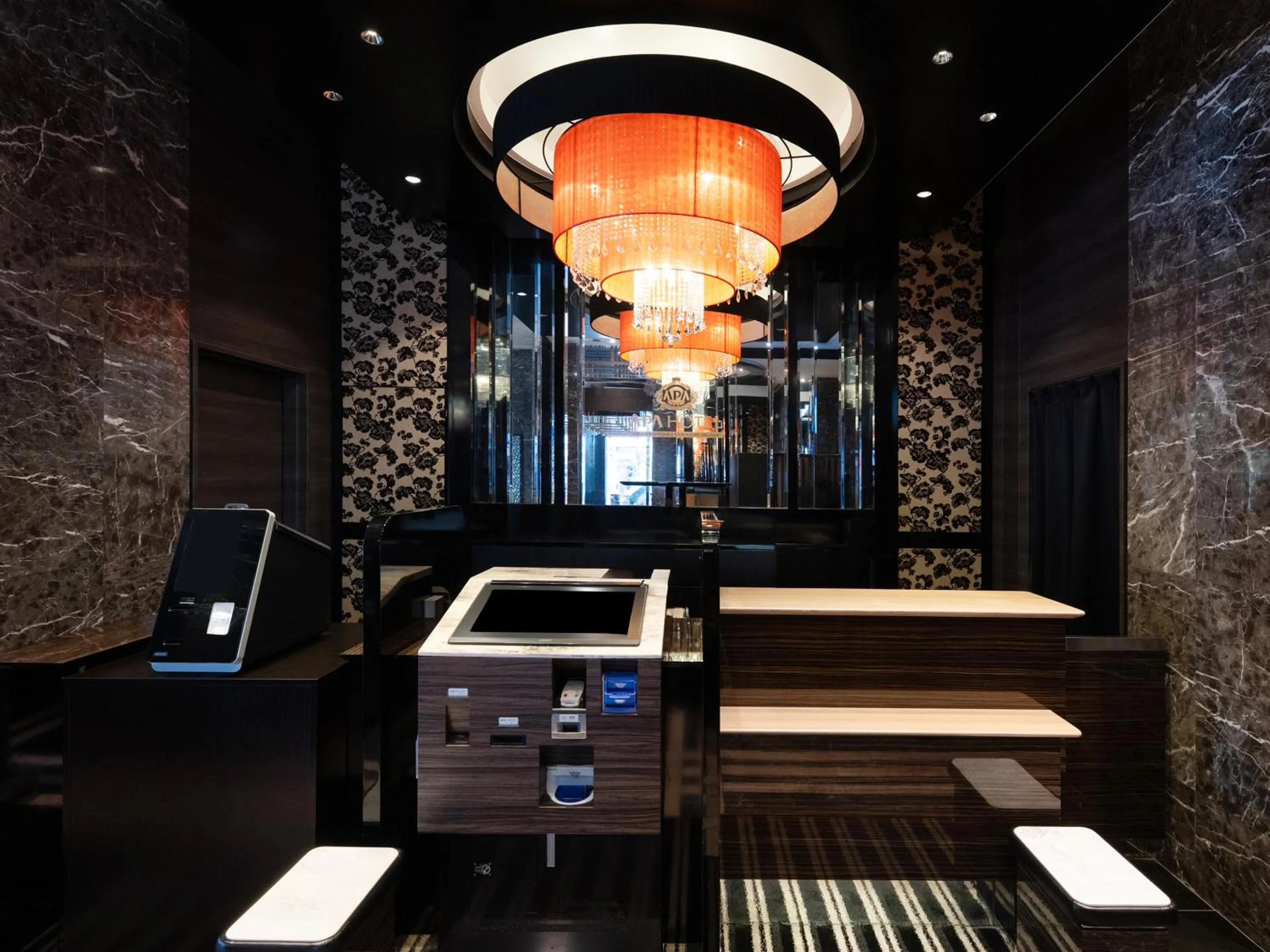 Lobby or reception in APA Hotel Higashi Shinjuku Kabukicho Higashi