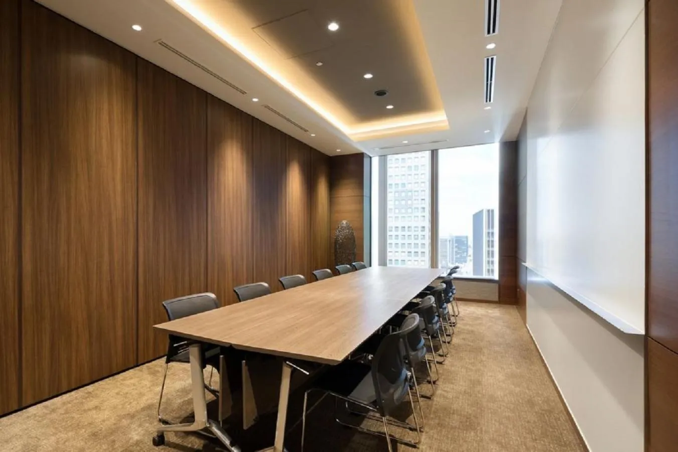 Meeting/conference room in Ascott Marunouchi Tokyo