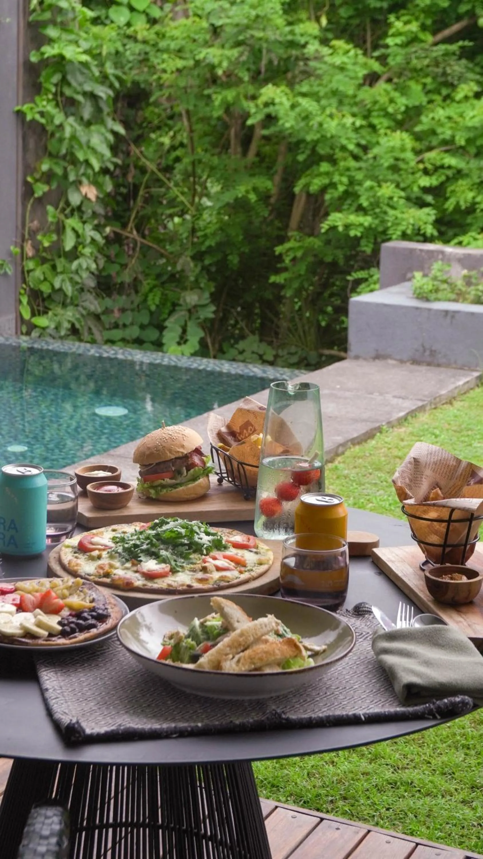 Food and drinks in Origin Ubud