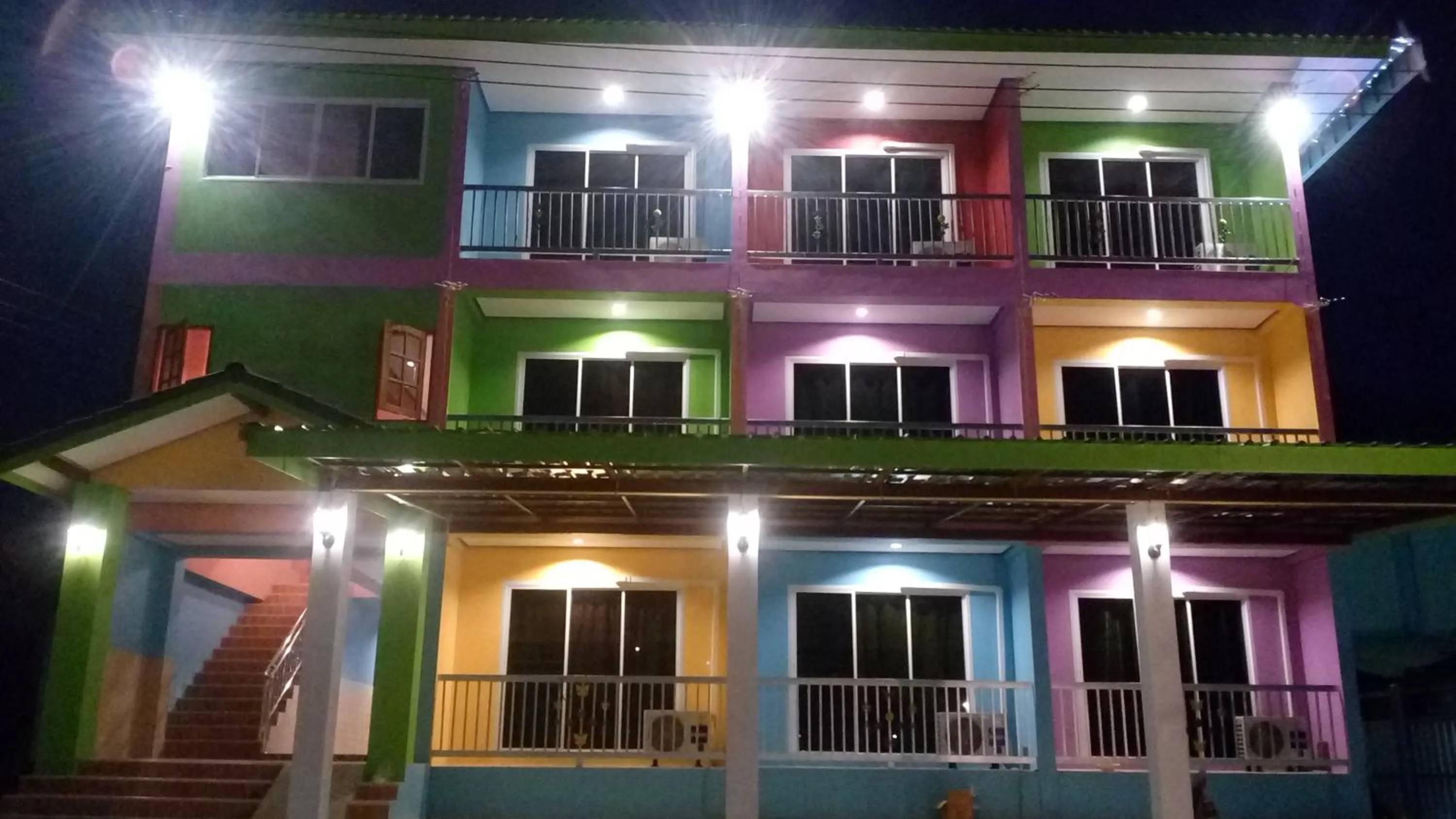 Decorative detail in Rueangsrisiri Guesthouse 2