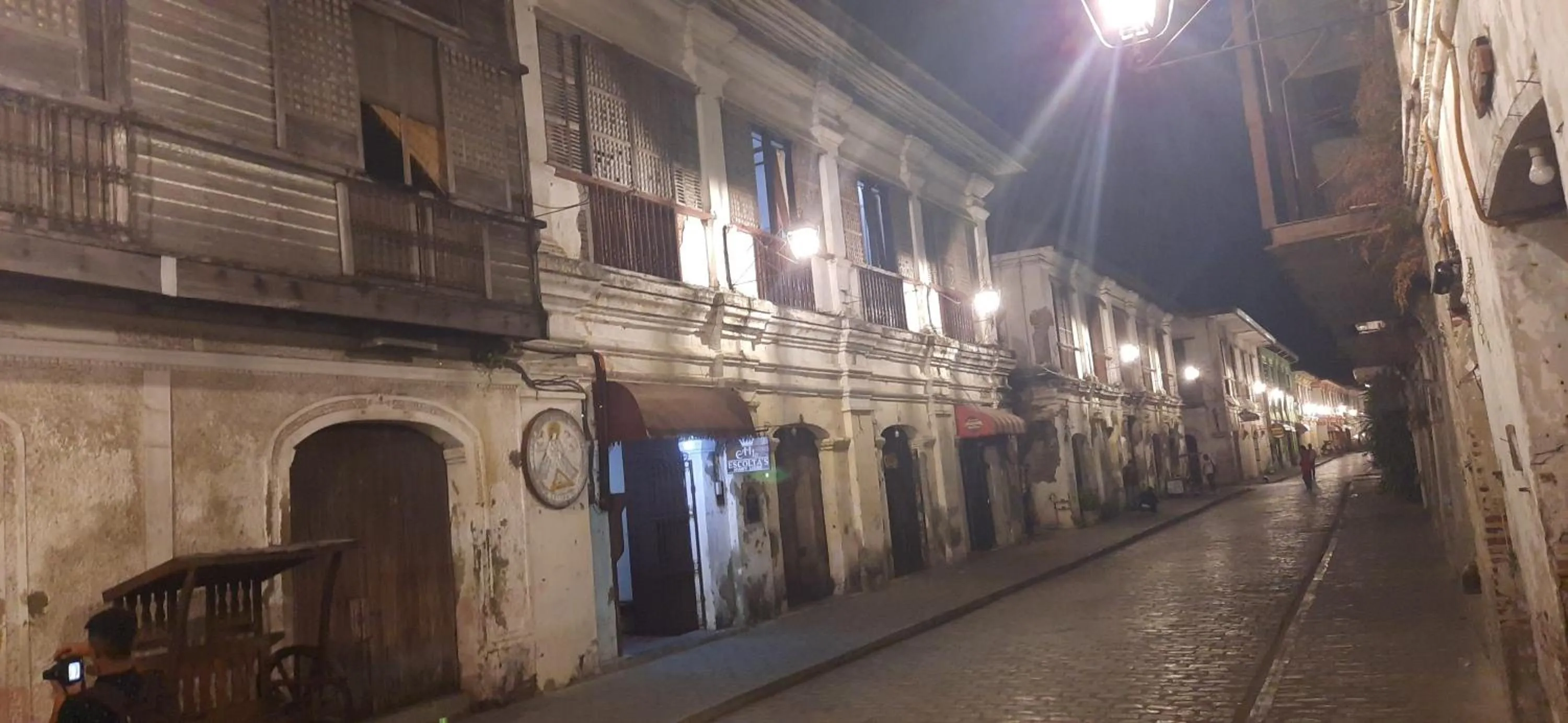 Property building in Escolta's Homey Lodge