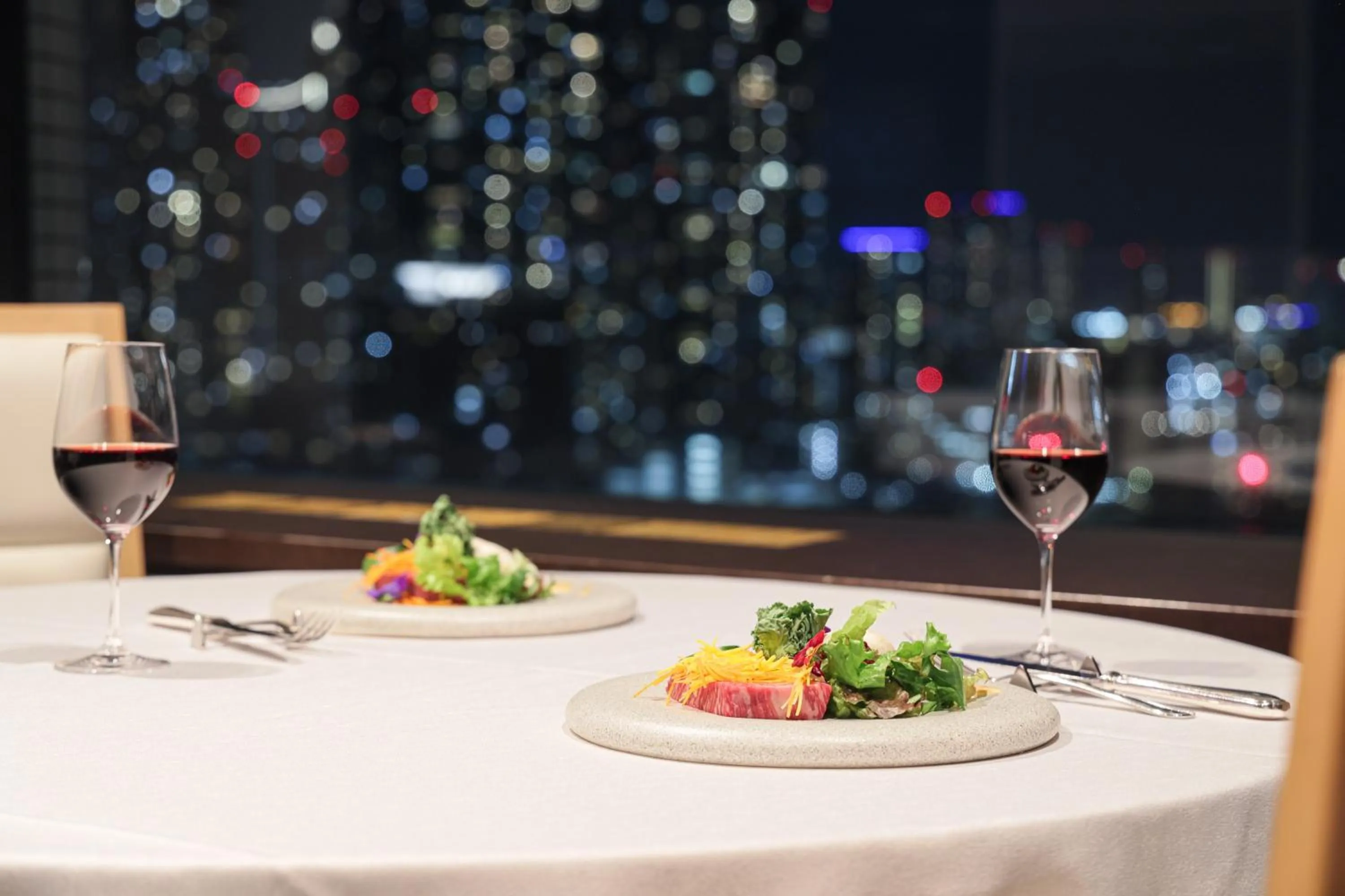 Restaurant/places to eat in Bayside Hotel Azur Takeshiba