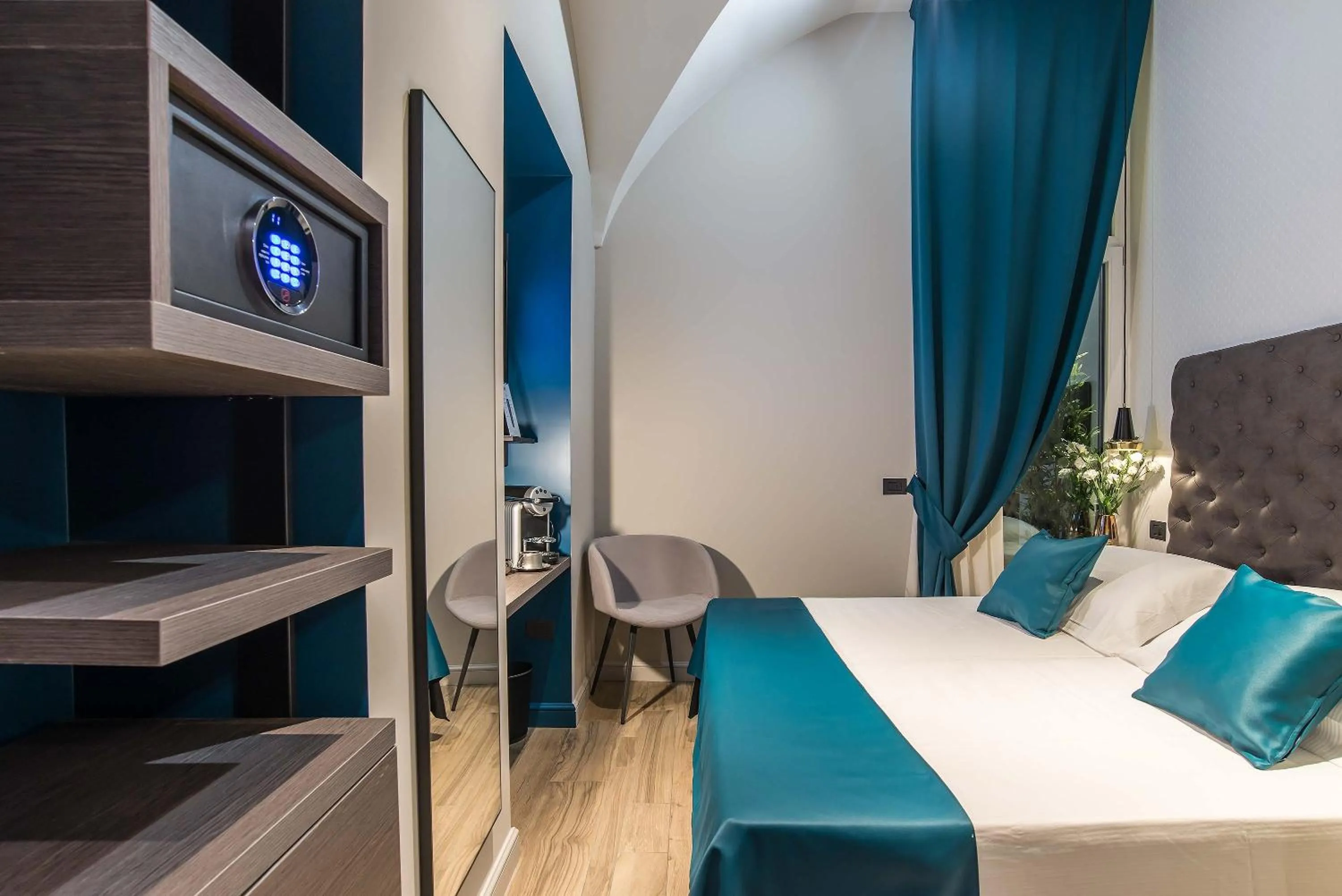 Bed in Navona Street Hotel