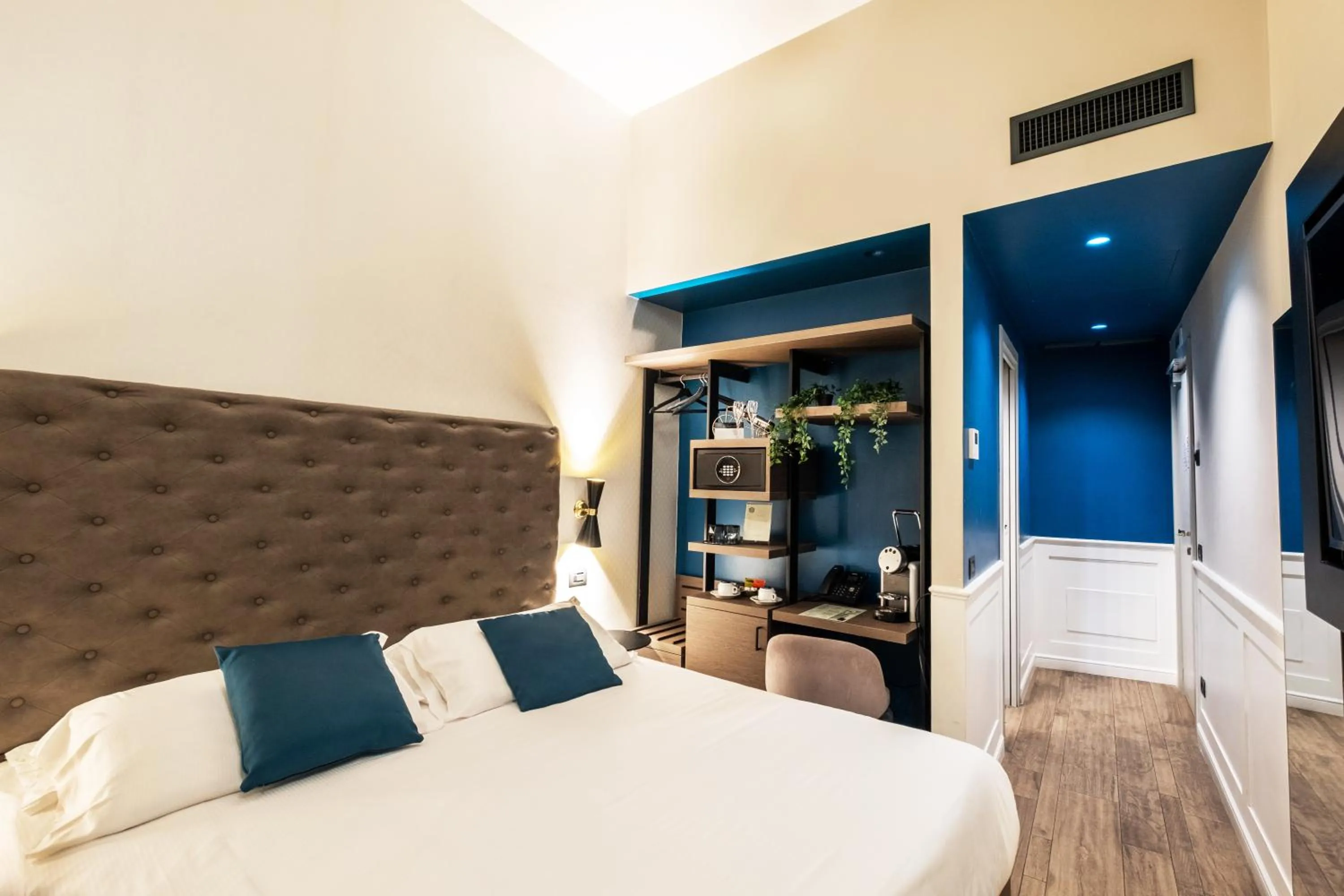 Bedroom, Bed in Navona Street Hotel