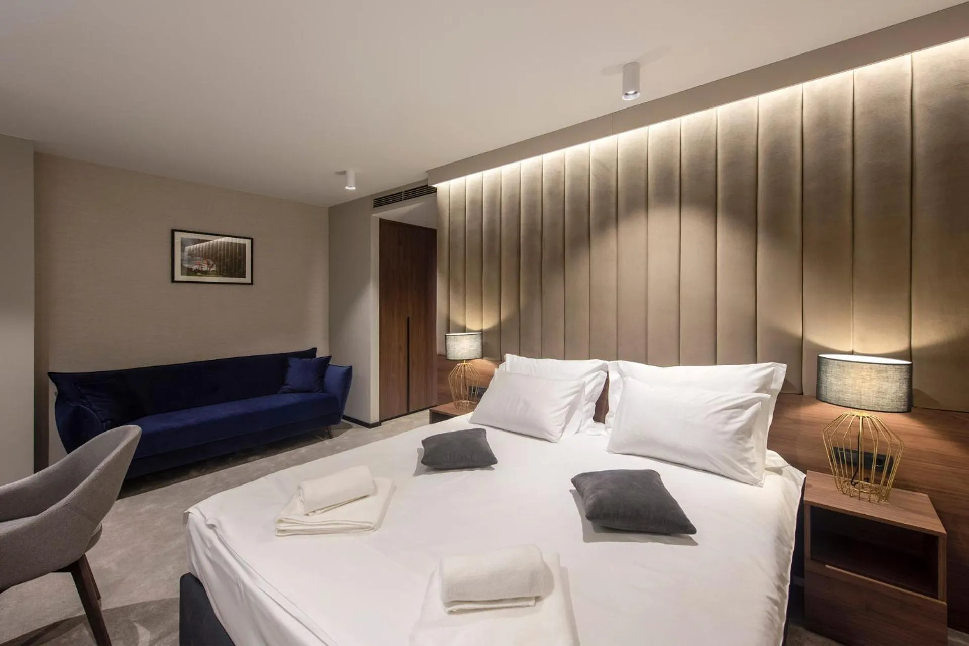 Bedroom, Bed in Hotel Turist