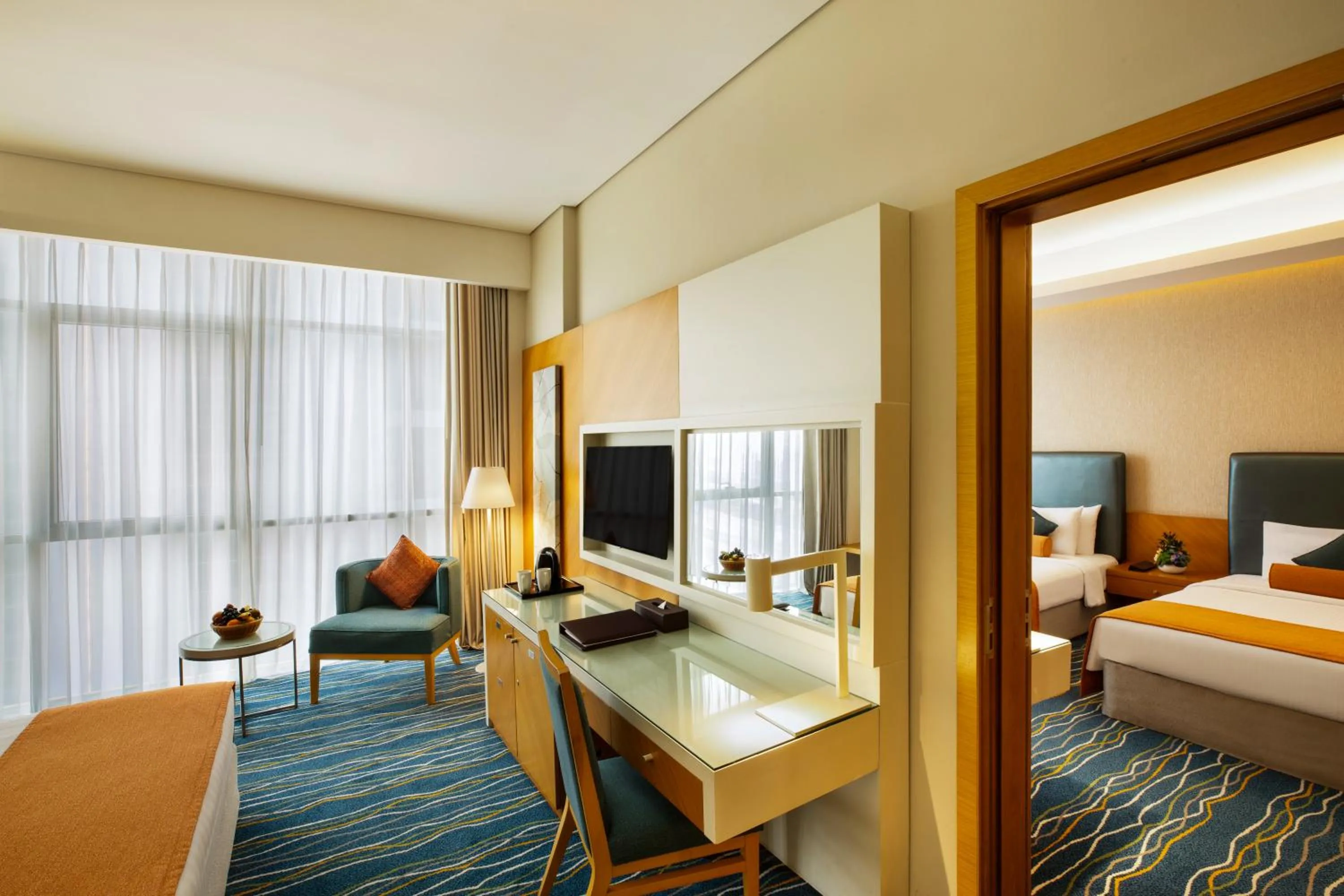 Bedroom, Bed in Royal Continental Hotel